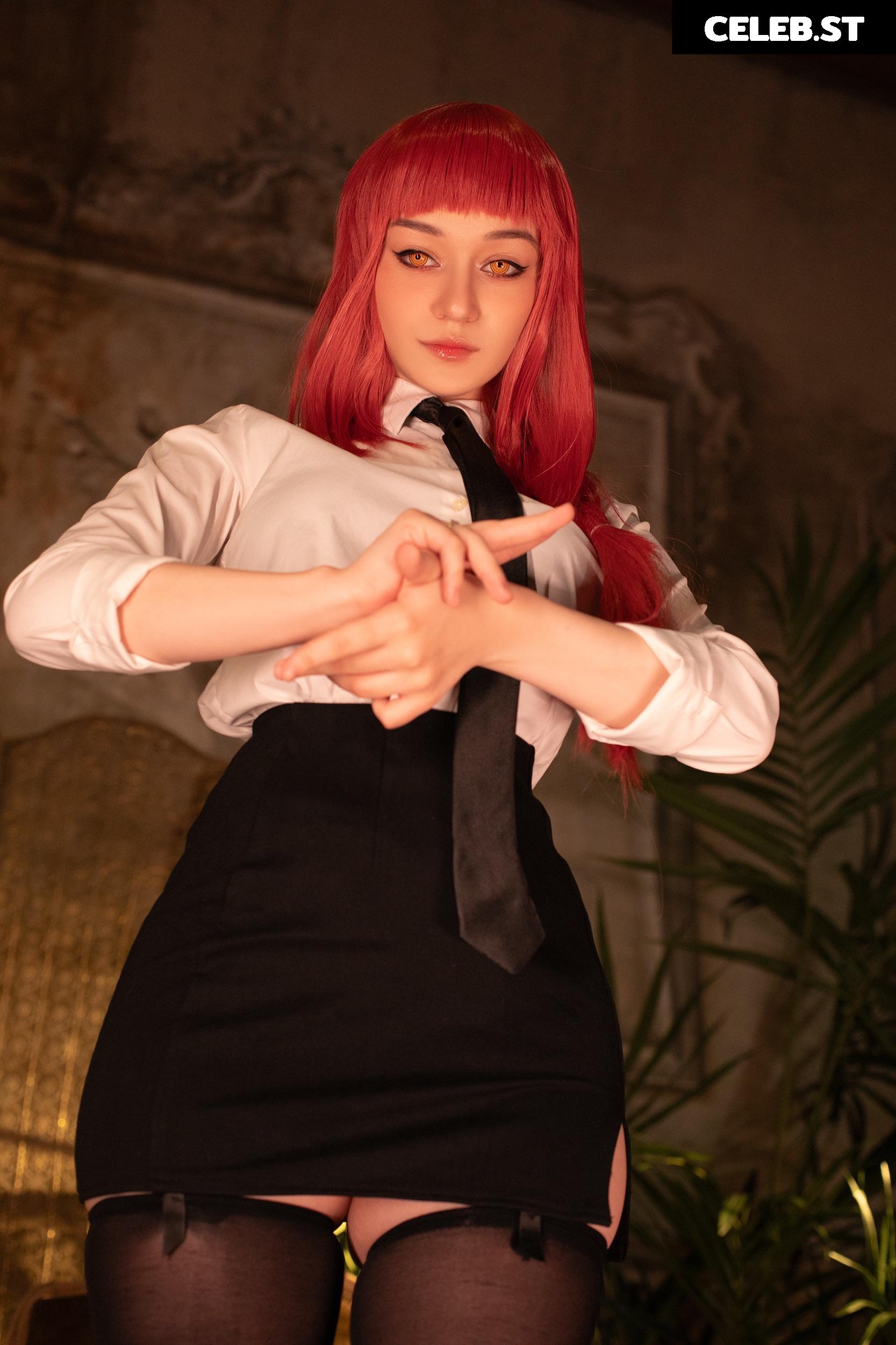 Donna loli Image 23844079