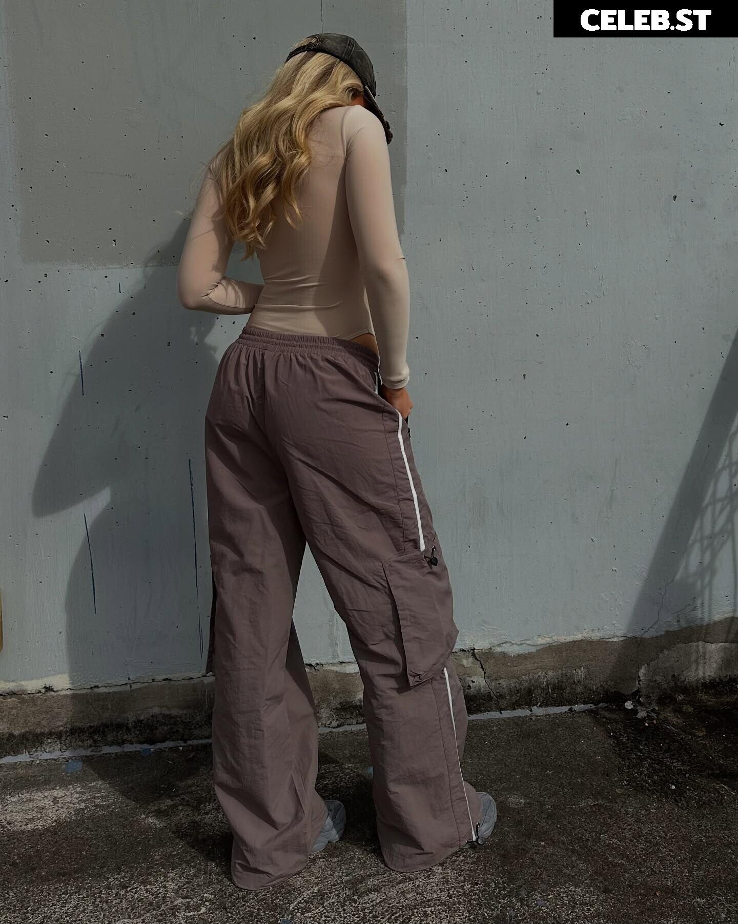 Peyton Cole Image 23841082