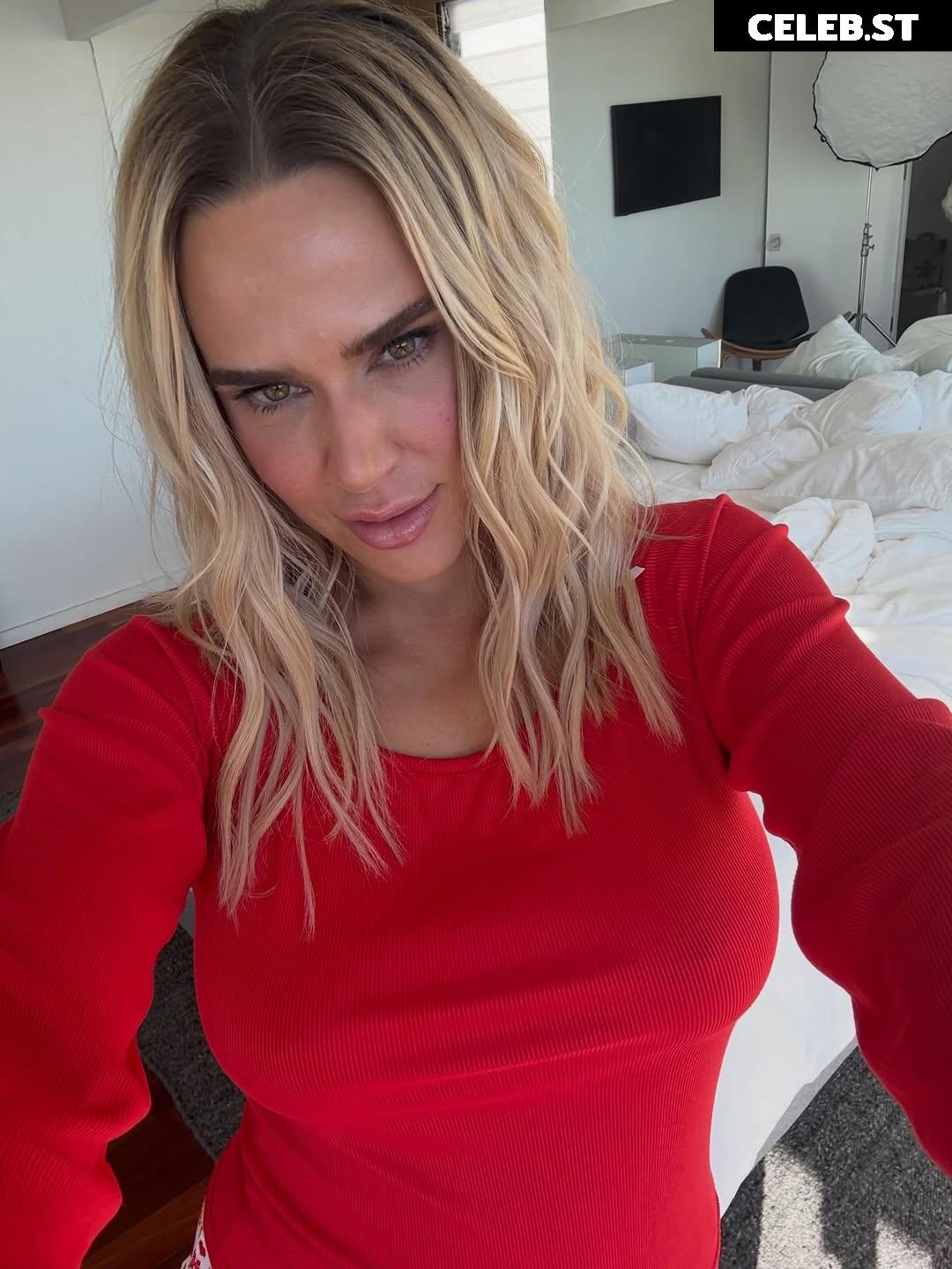 WWE Lana / CJ Perry Image 23840902