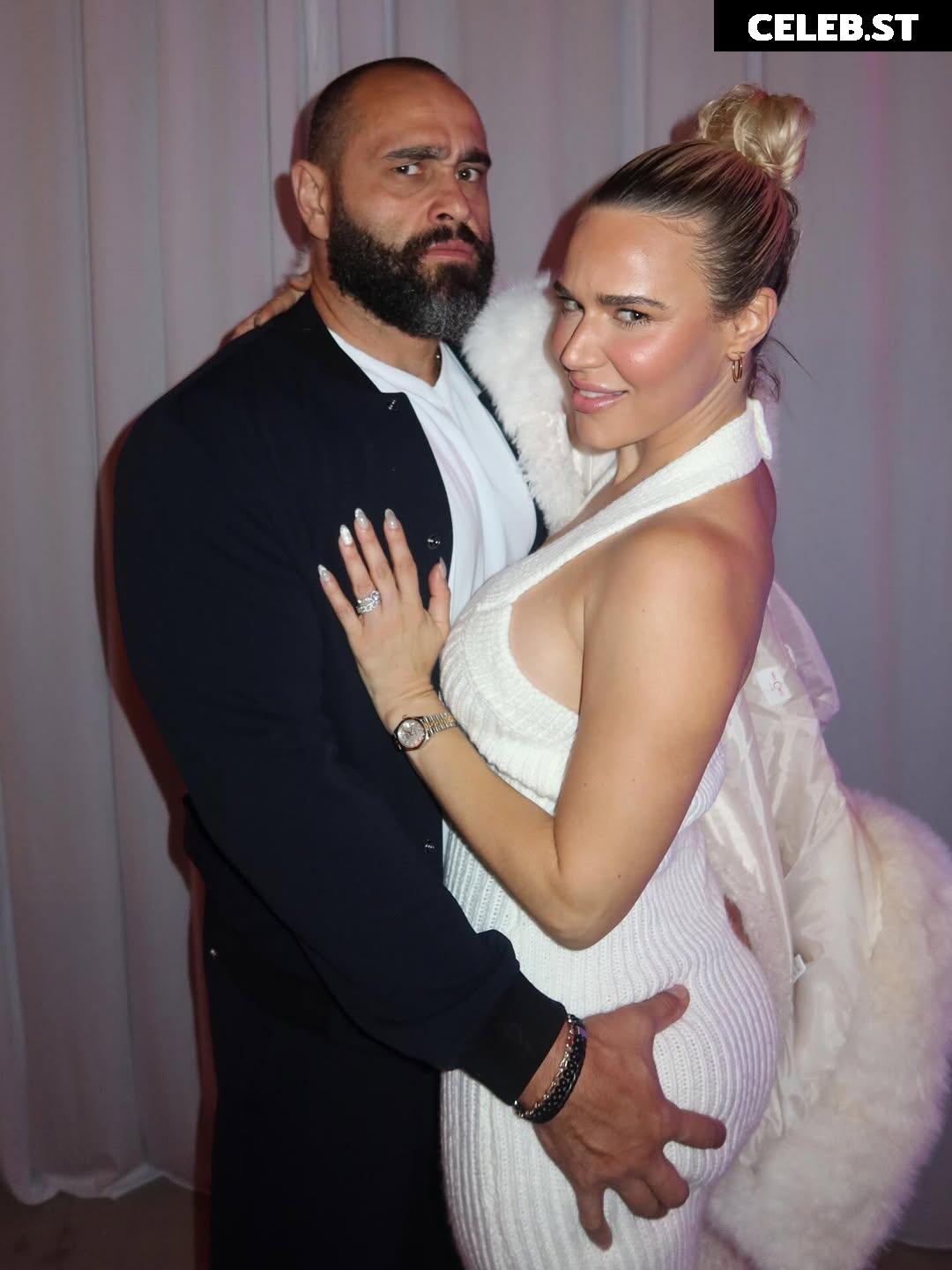 WWE Lana / CJ Perry Image 23840887