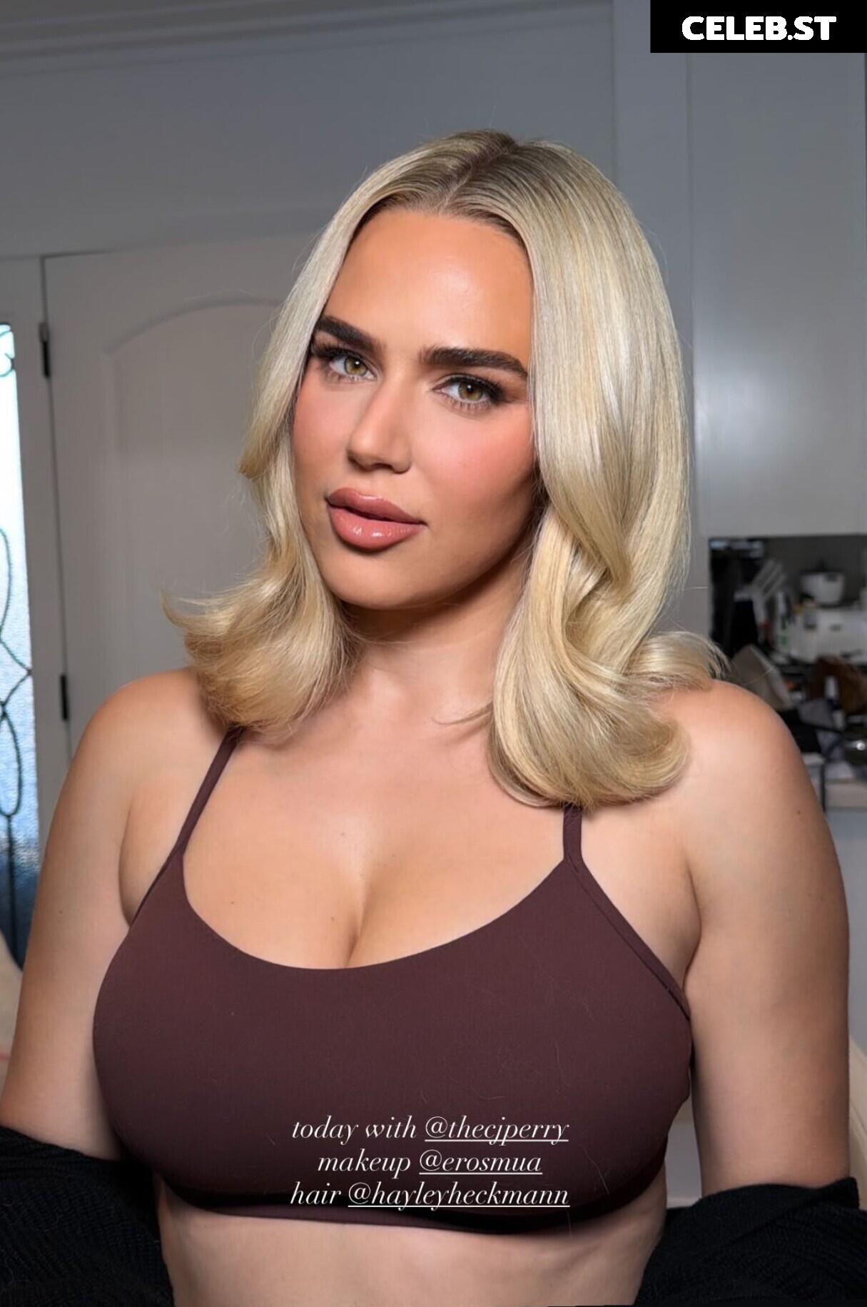 WWE Lana / CJ Perry Image 23840855