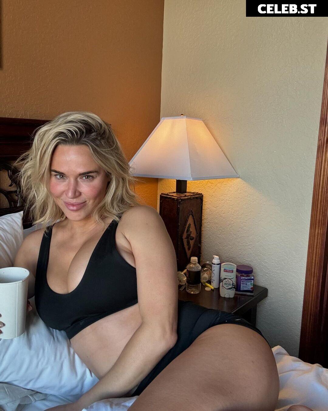 WWE Lana / CJ Perry Image 23840400