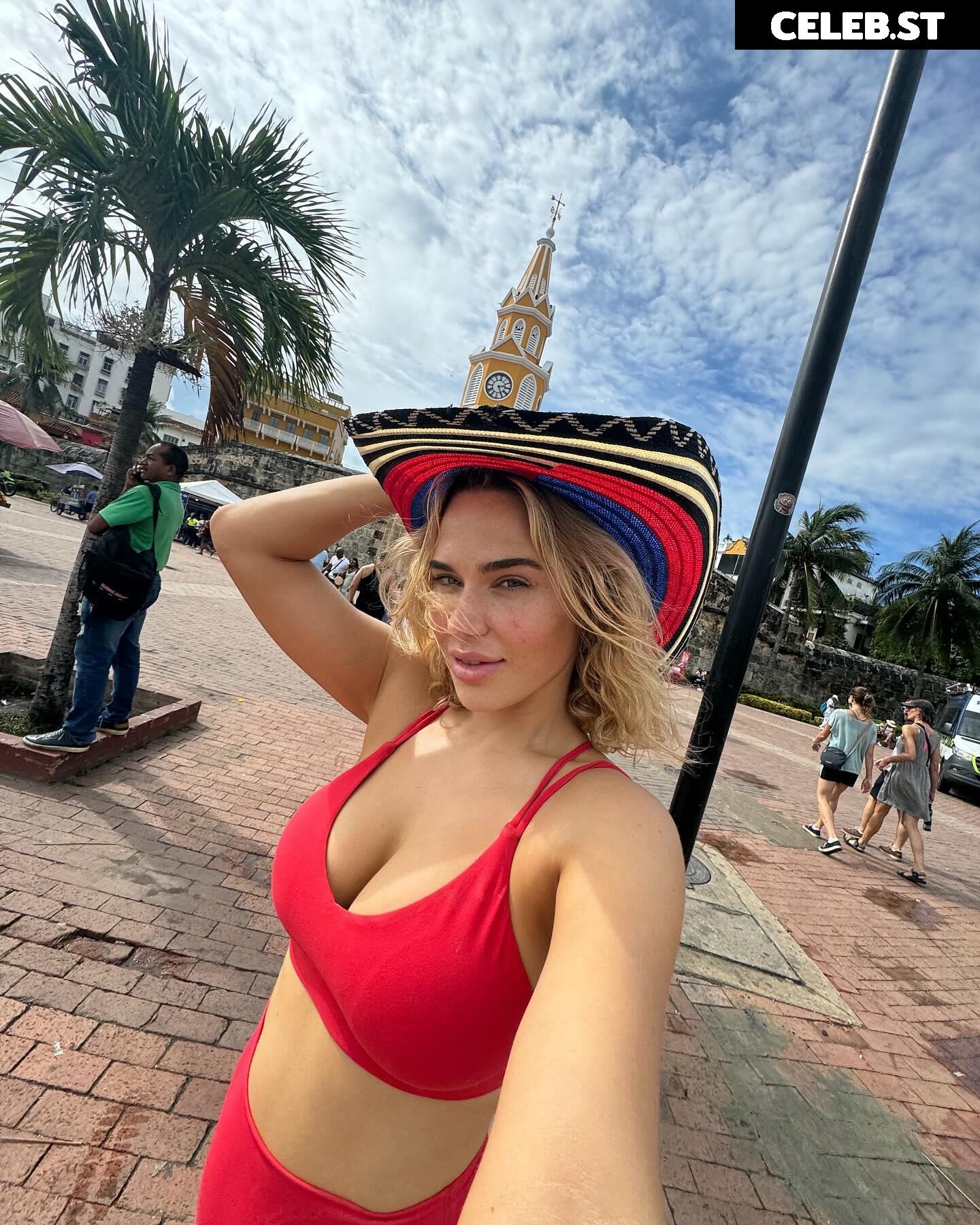 WWE Lana / CJ Perry Image 23840476