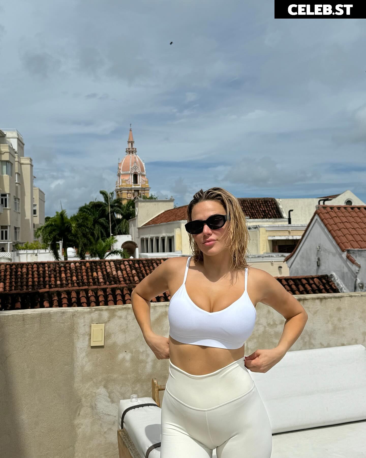 WWE Lana / CJ Perry Image 23840475