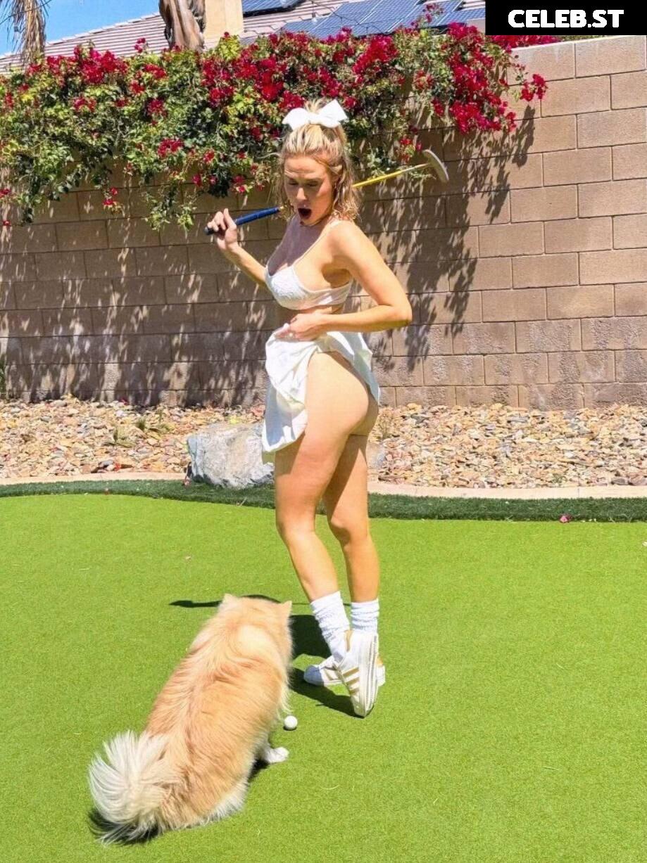 WWE Lana / CJ Perry Image 23840277