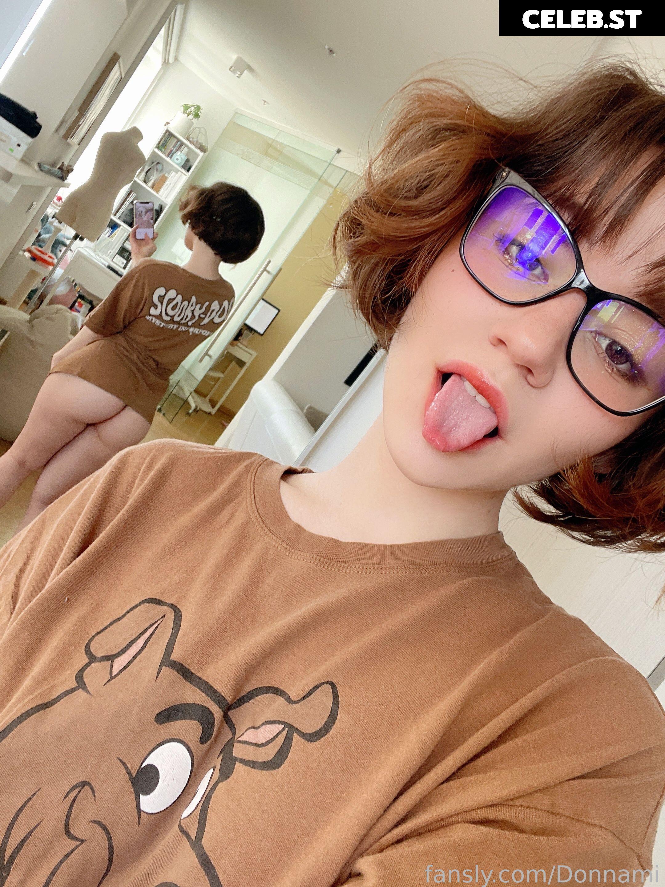 Donna loli Image 23843757