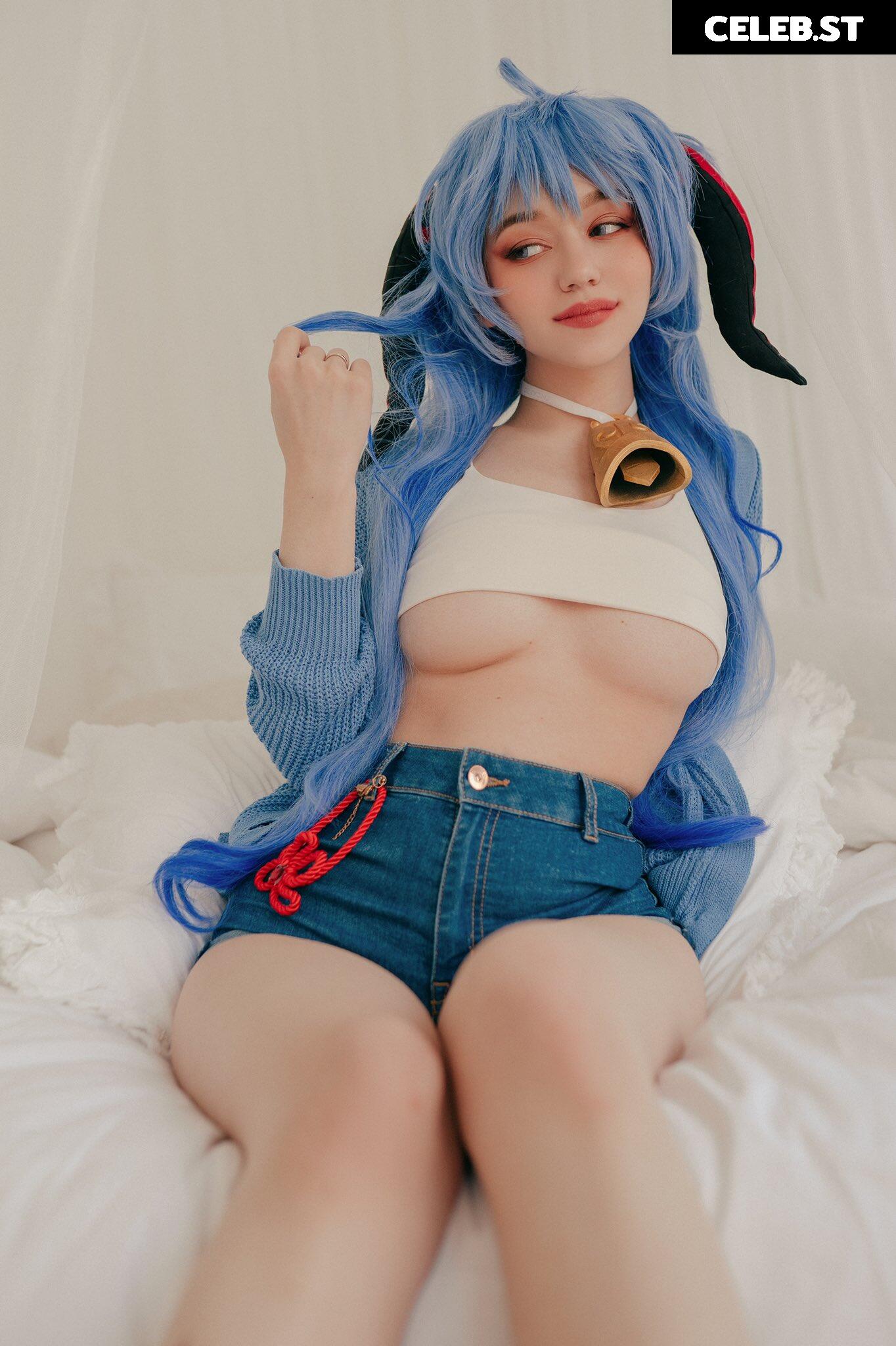 Donna loli Image 23843007