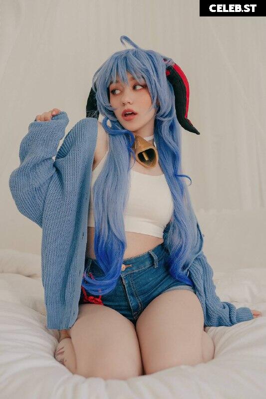 Donna loli Image 23843004
