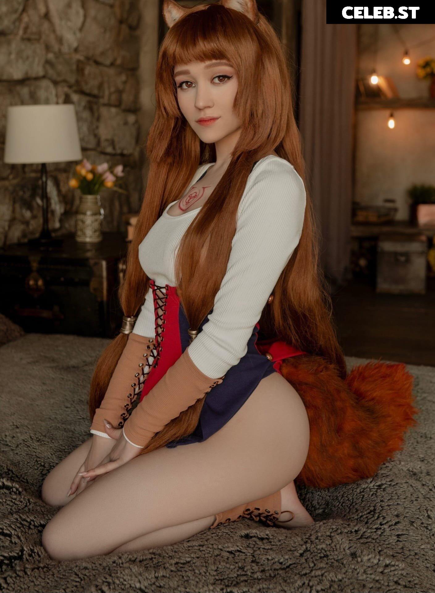 Donna loli Image 23842902