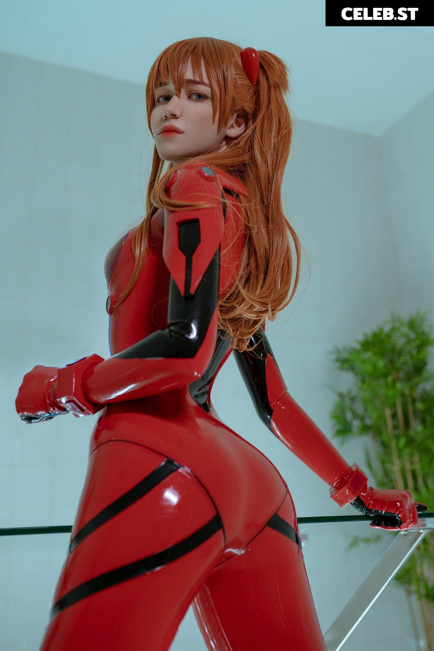 Donna loli Image 23842883