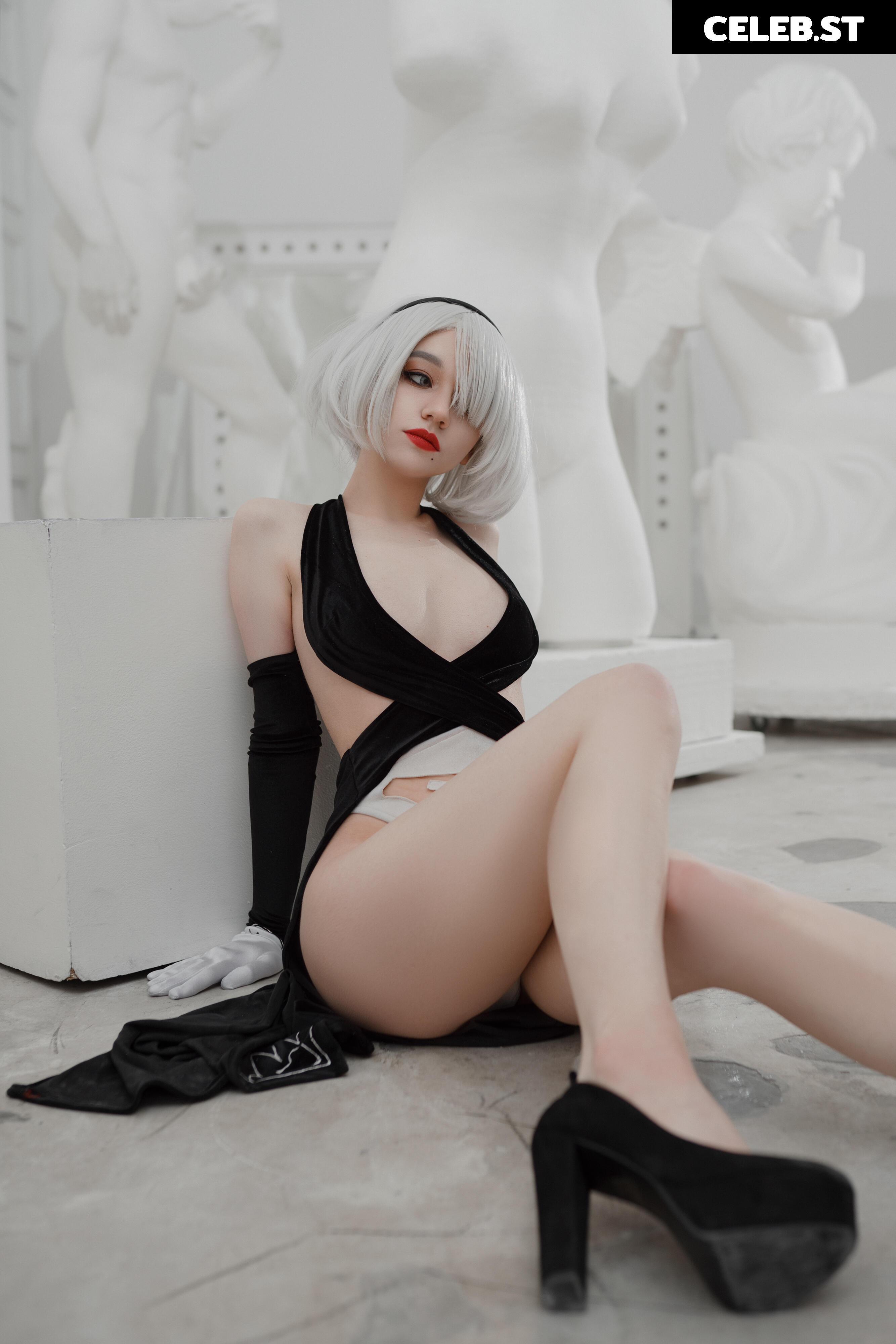 Donna loli Image 23842538