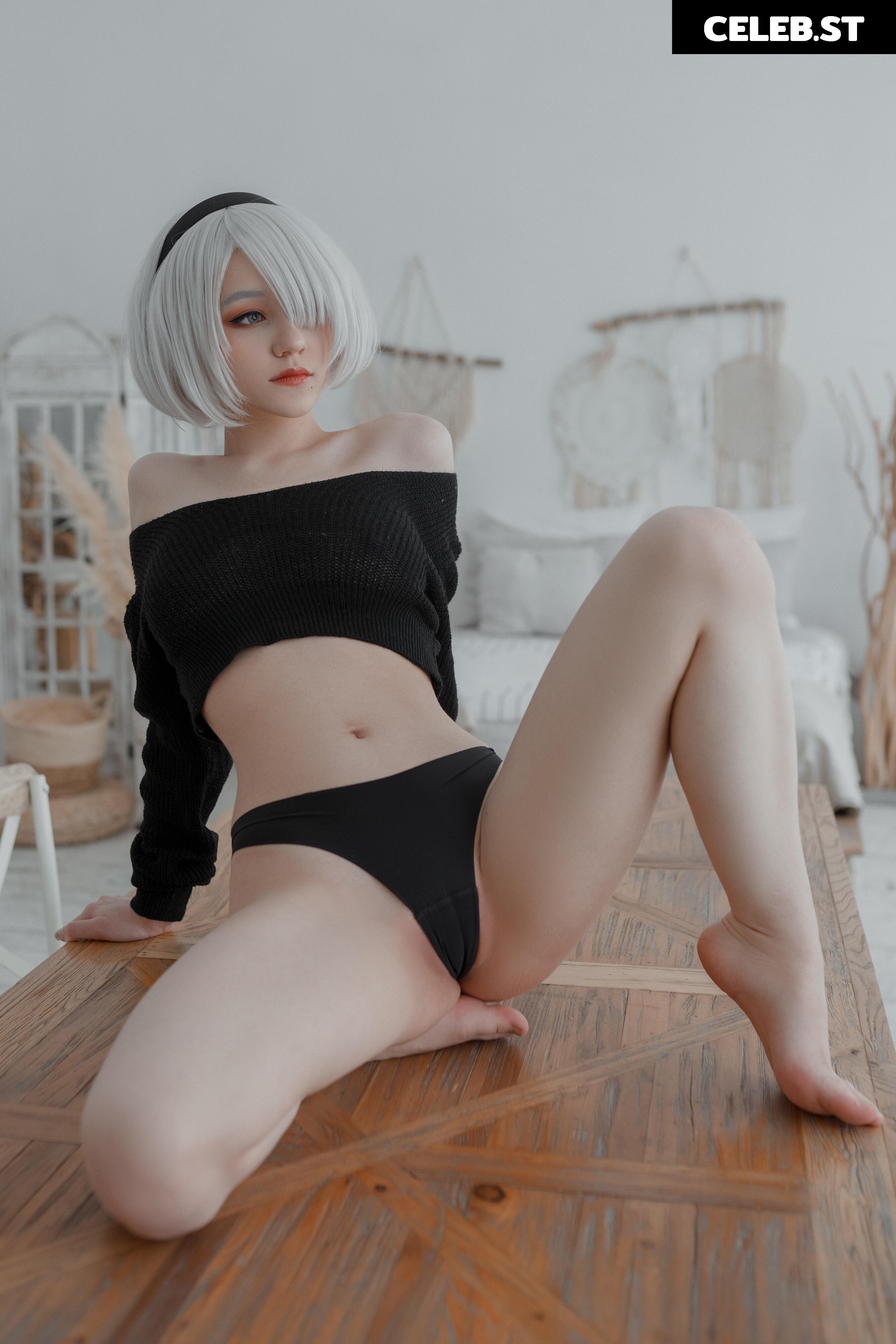 Donna loli Image 23842493