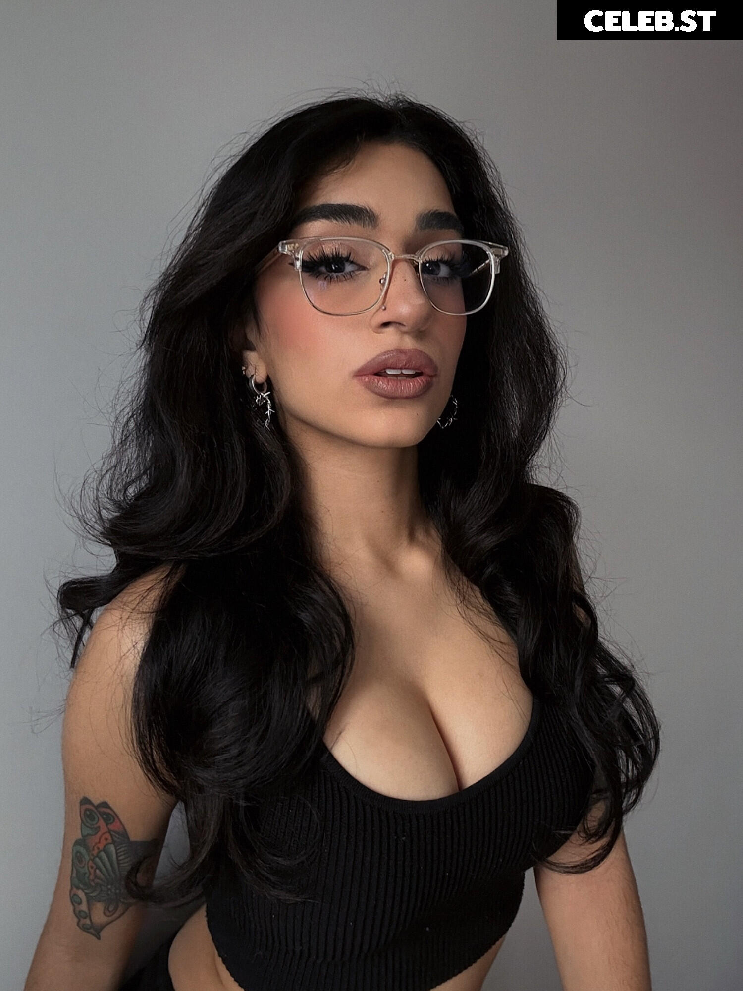 Saira Rose / sairaspooks Image 23811397