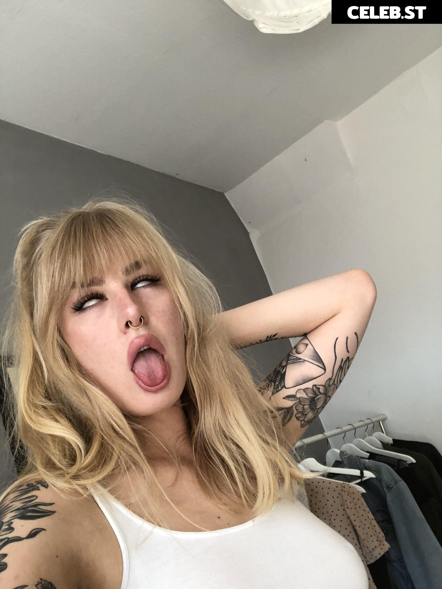 Softgodess Image 2382842