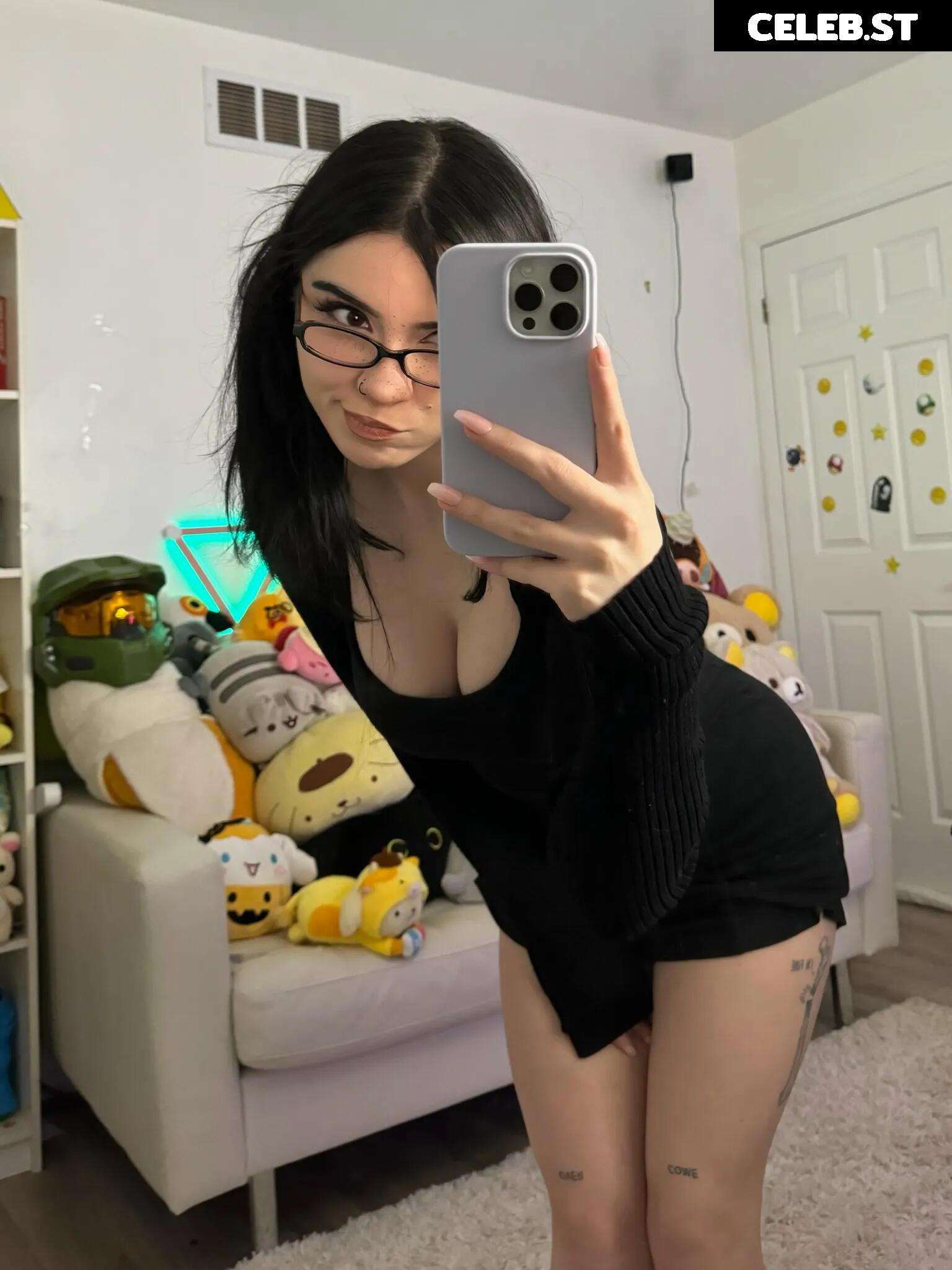Avivasofia Oxythoughtin misopacketbae Image 23827849