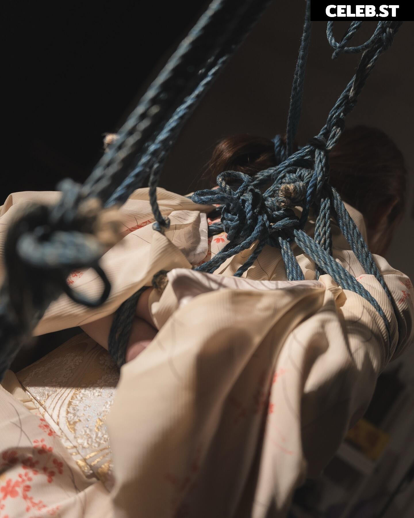 irissiri129 / irisyiyi_ / 艾怡 Image 23829010