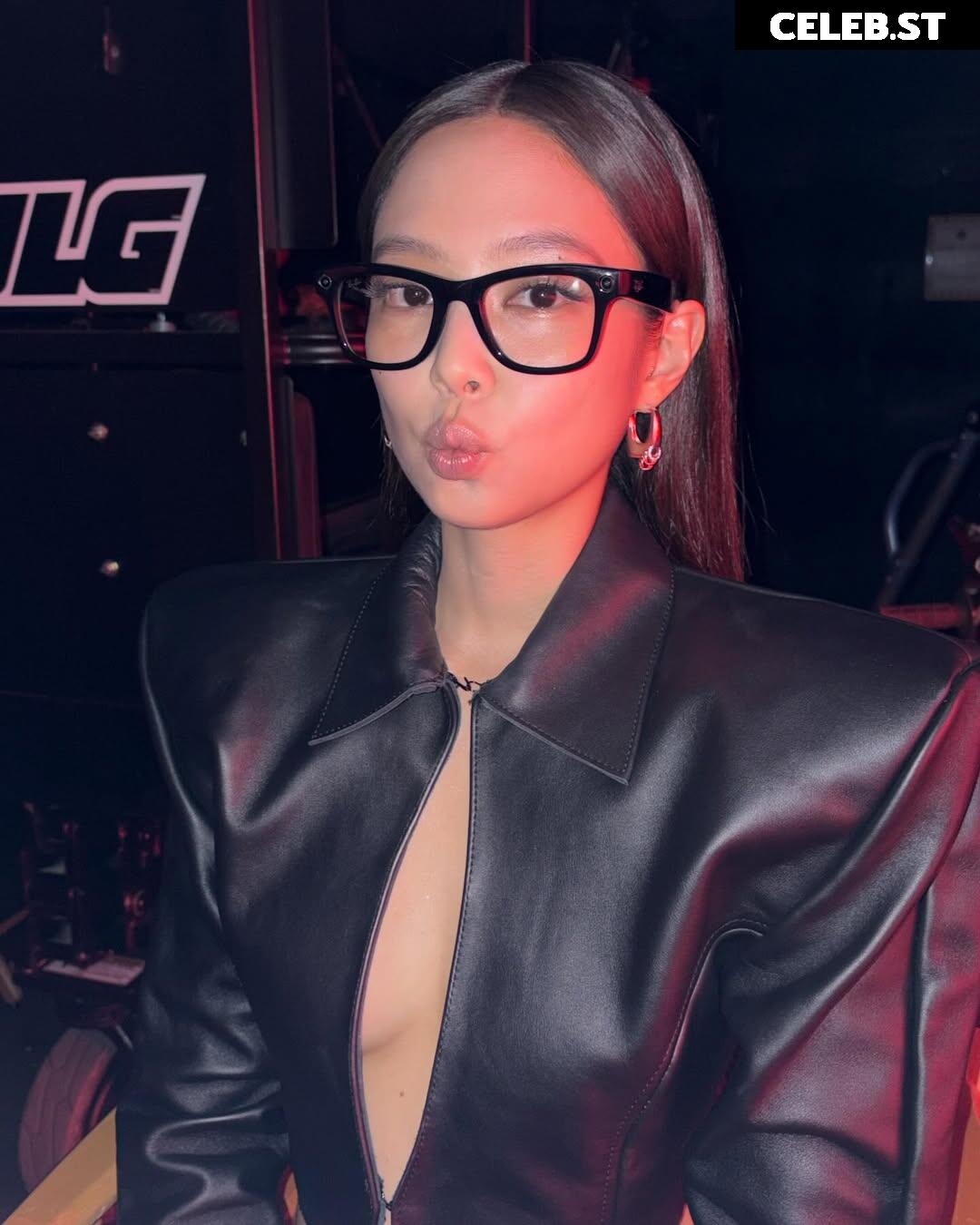Jennie | BLΛƆKPIИK (Blackpink) Image 23838005