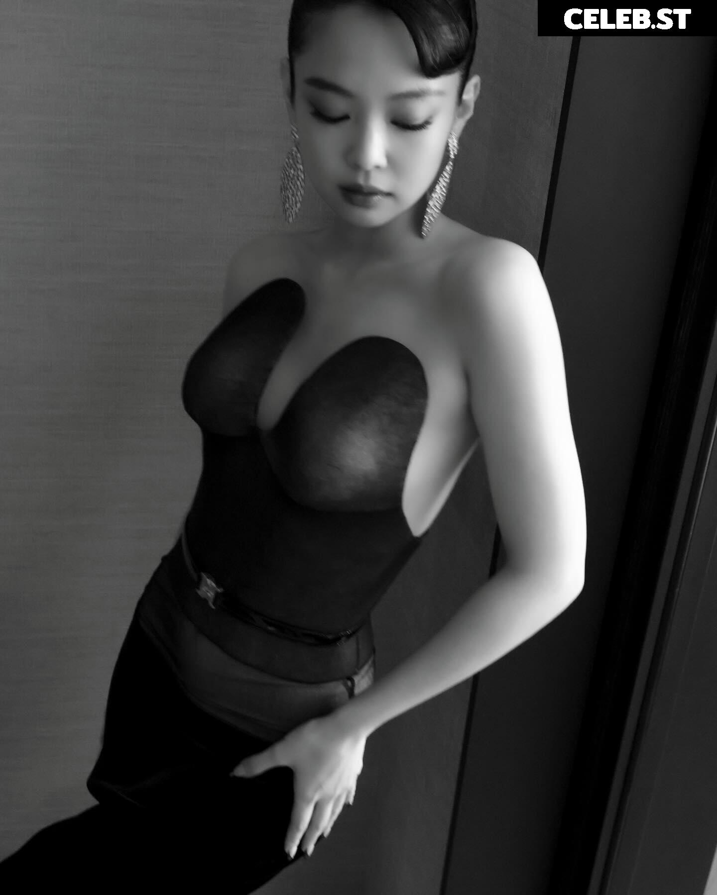 Jennie | BLΛƆKPIИK (Blackpink) Image 23838051