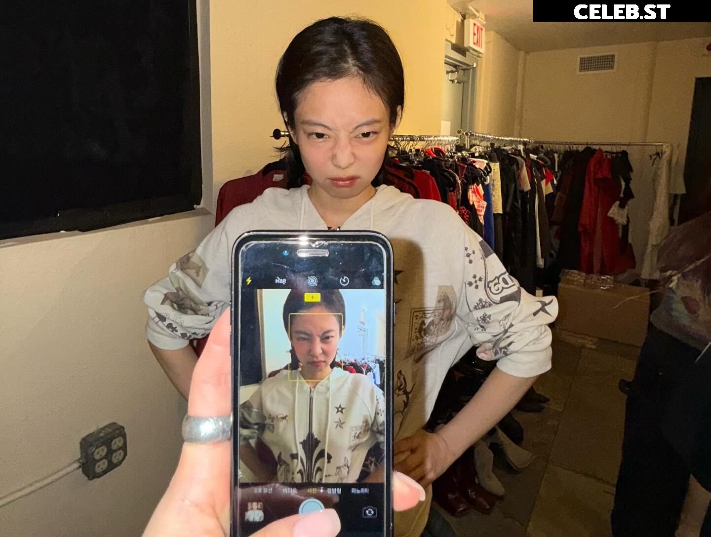 Jennie | BLΛƆKPIИK (Blackpink) Image 23835996
