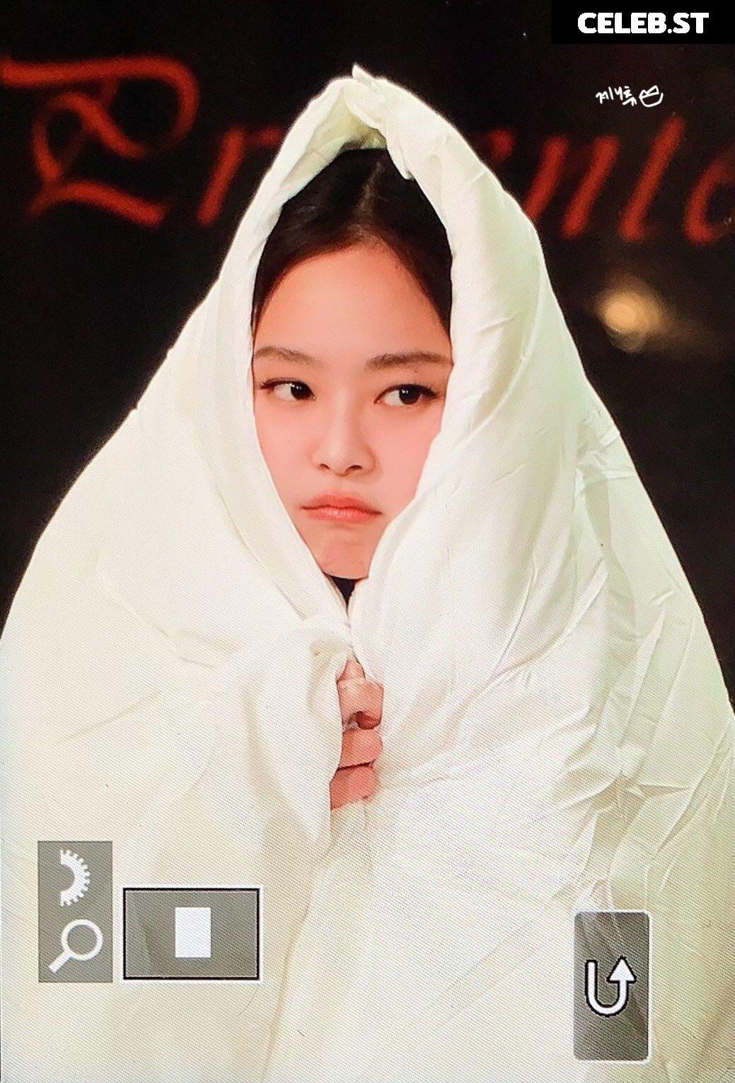Jennie | BLΛƆKPIИK (Blackpink) Image 23835936