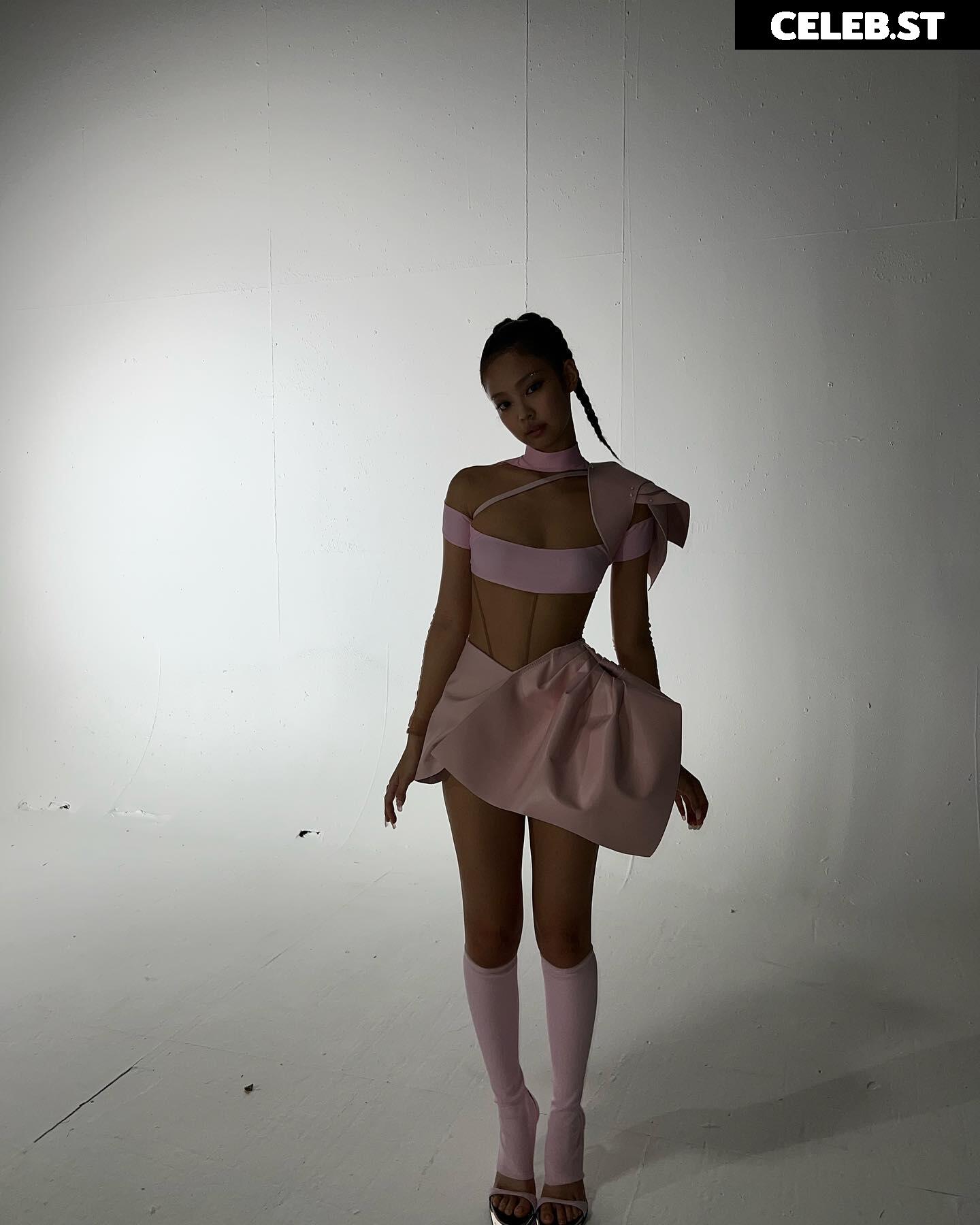 Jennie | BLΛƆKPIИK (Blackpink) Image 23835597