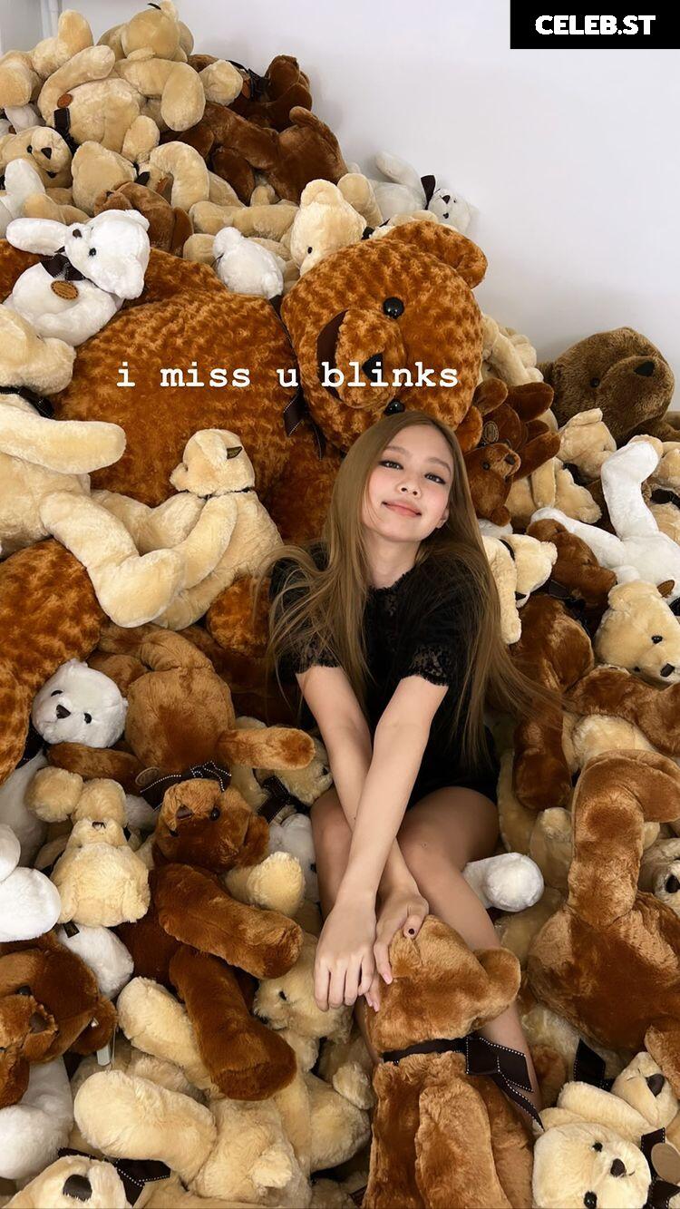Jennie | BLΛƆKPIИK (Blackpink) Image 23835549