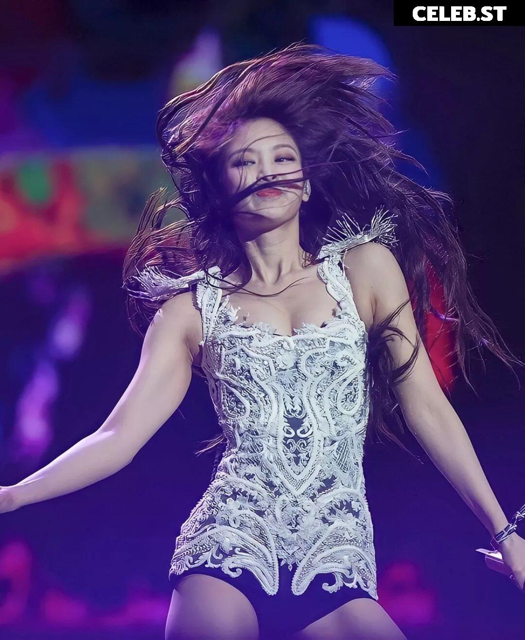 Jennie | BLΛƆKPIИK (Blackpink) Image 23835574