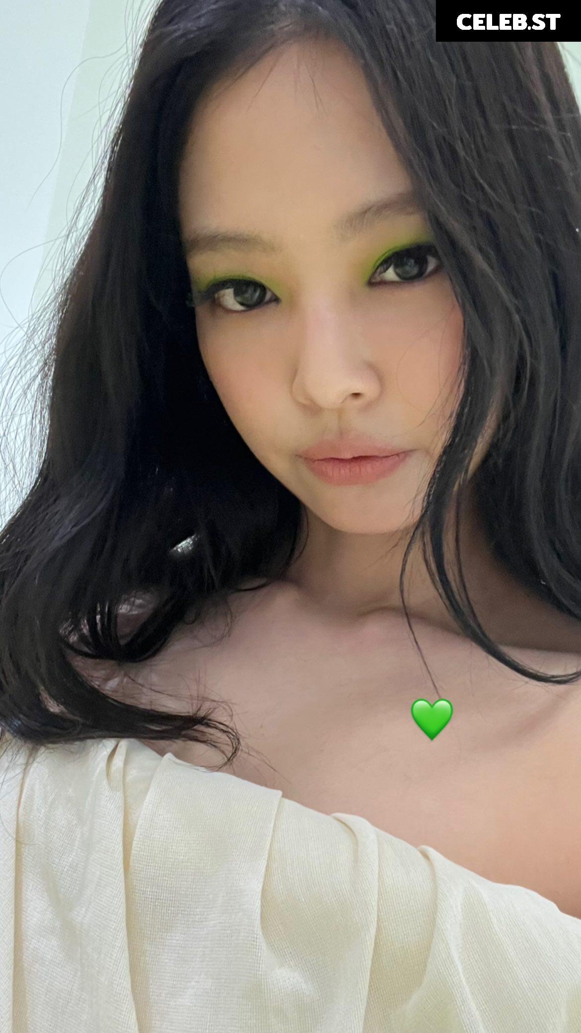 Jennie | BLΛƆKPIИK (Blackpink) Image 23835625
