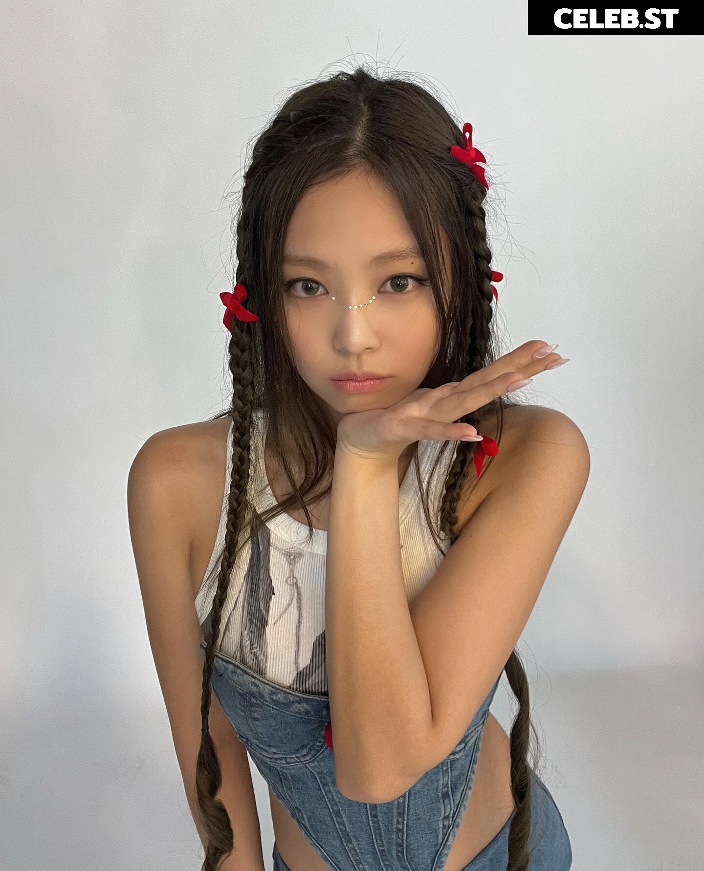 Jennie | BLΛƆKPIИK (Blackpink) Image 23835614