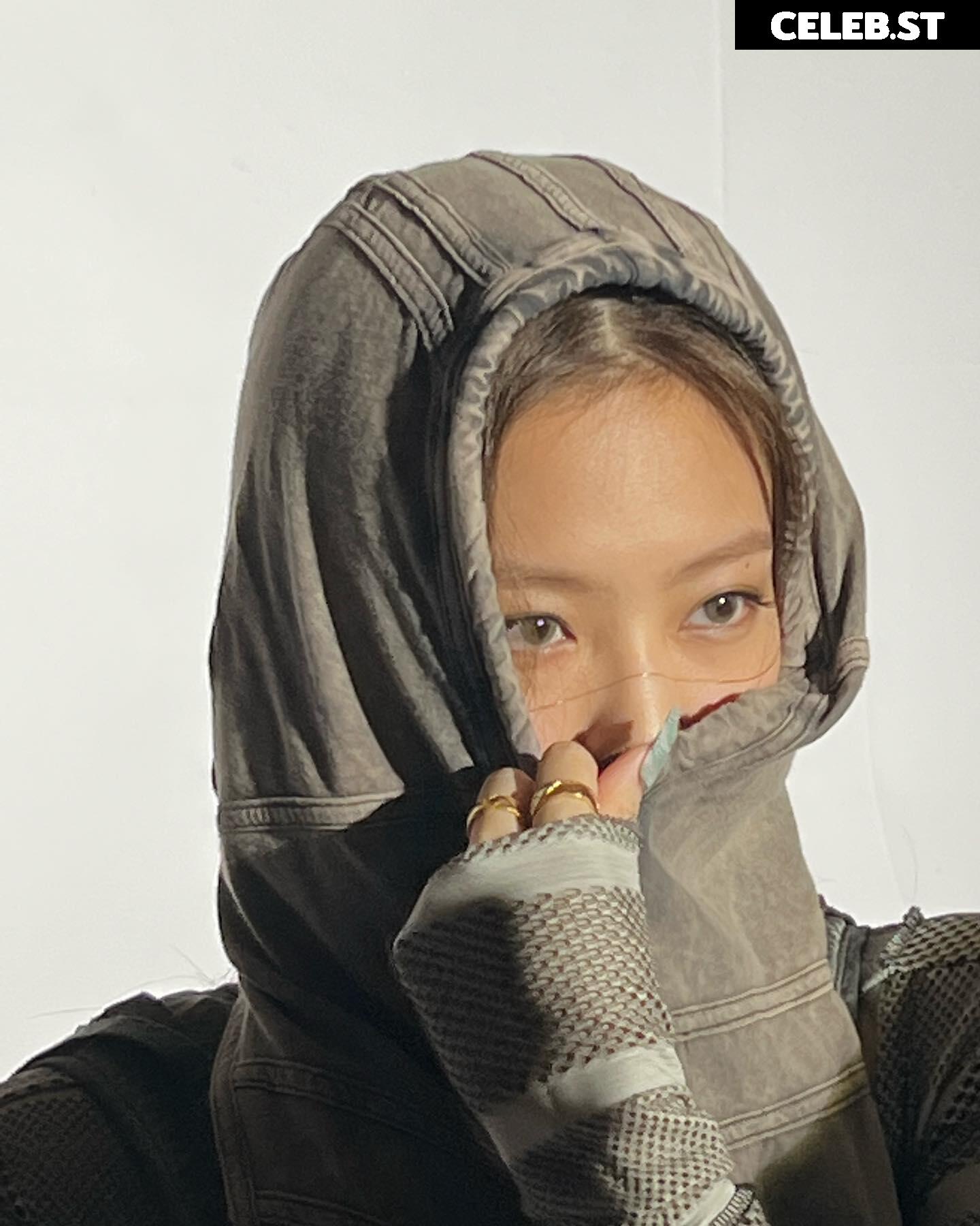 Jennie | BLΛƆKPIИK (Blackpink) Image 23835606