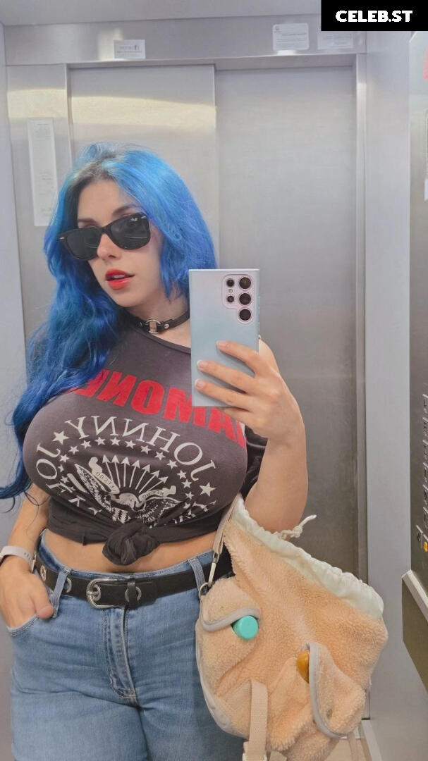 Krisfits (Italian Streamer) Image 23835308