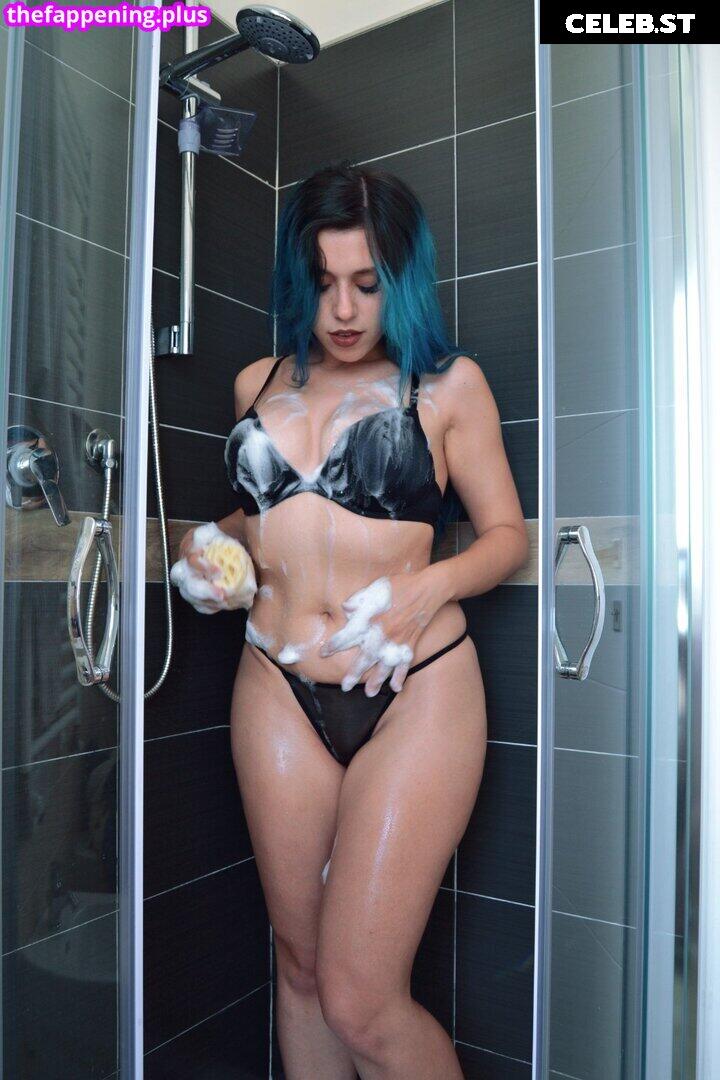 Krisfits (Italian Streamer) Image 23835350