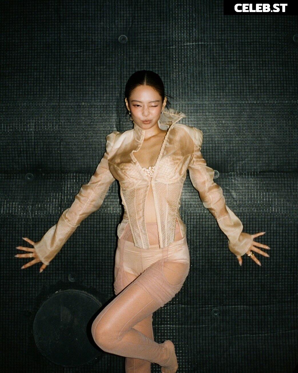 Jennie | BLΛƆKPIИK (Blackpink) Image 23837952
