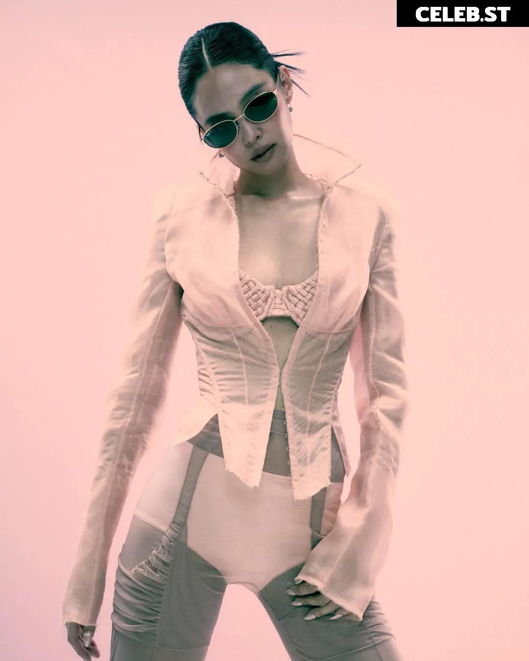 Jennie | BLΛƆKPIИK (Blackpink) Image 23837944