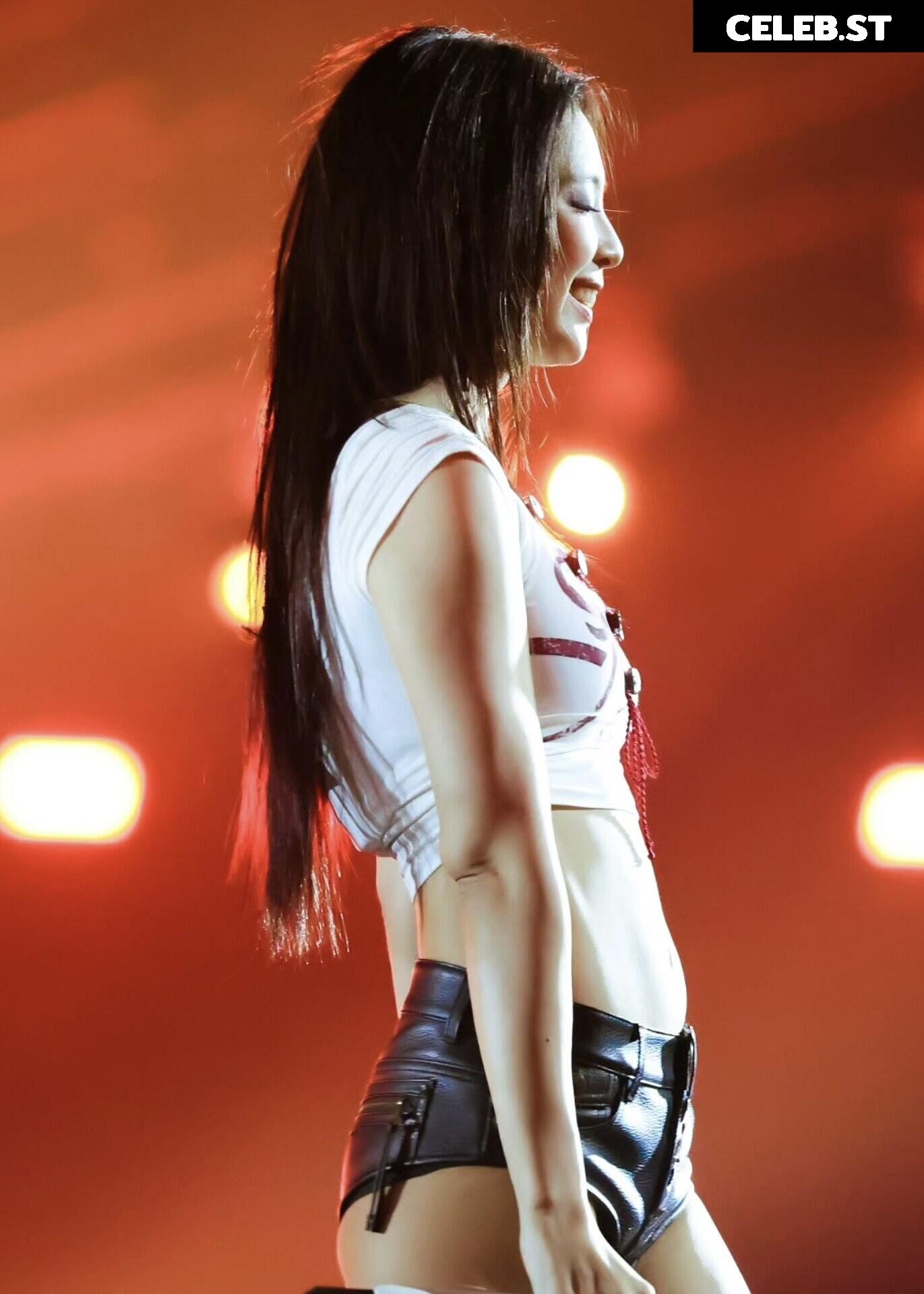 Jennie | BLΛƆKPIИK (Blackpink) Image 23837825