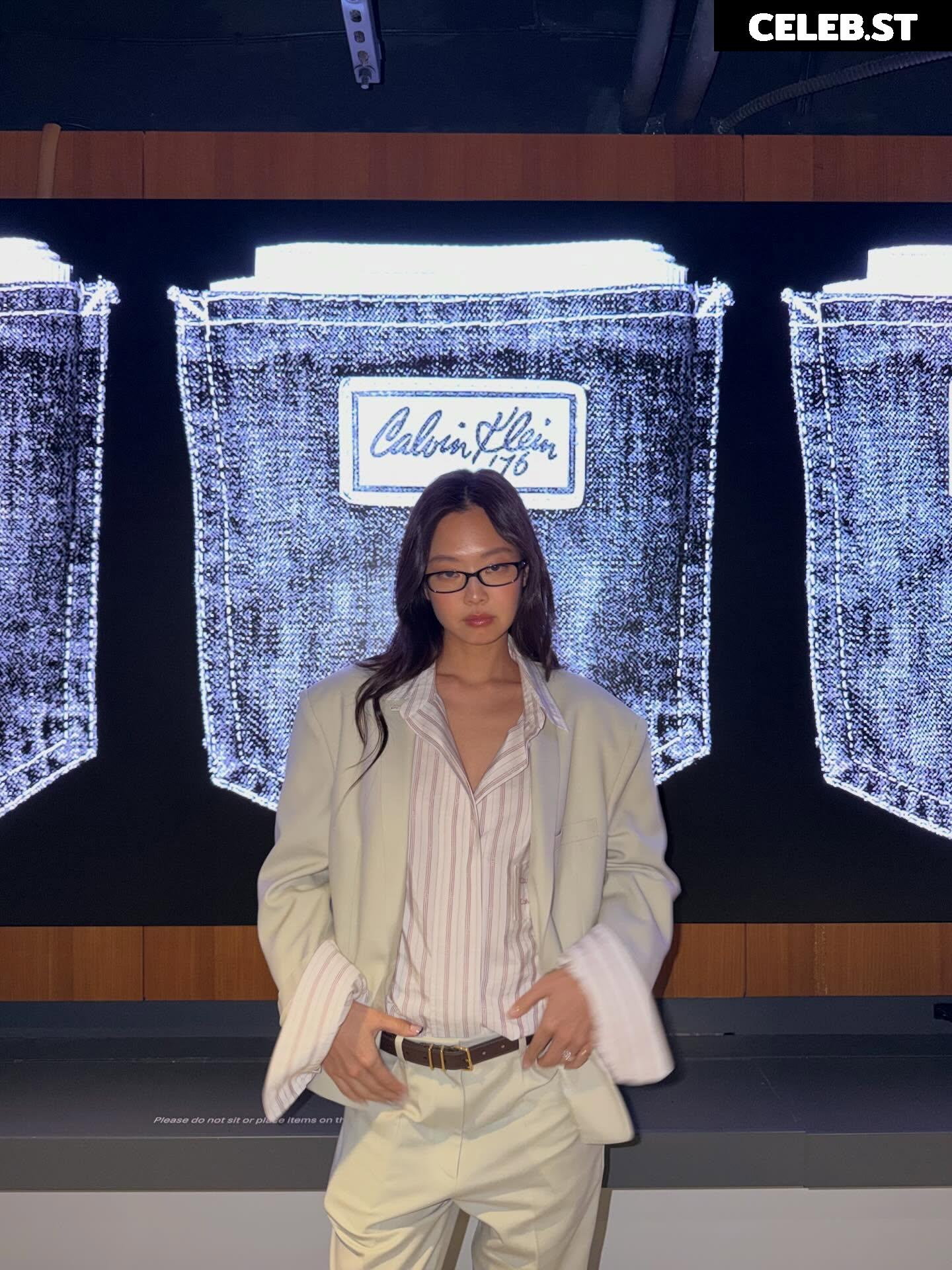 Jennie | BLΛƆKPIИK (Blackpink) Image 23837586