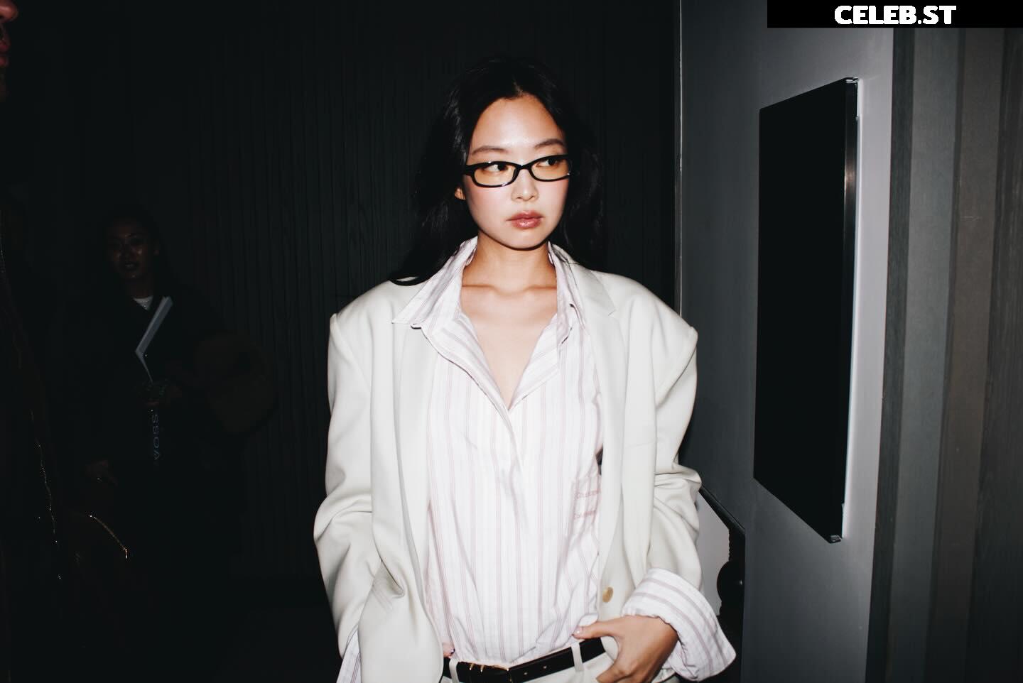 Jennie | BLΛƆKPIИK (Blackpink) Image 23837579