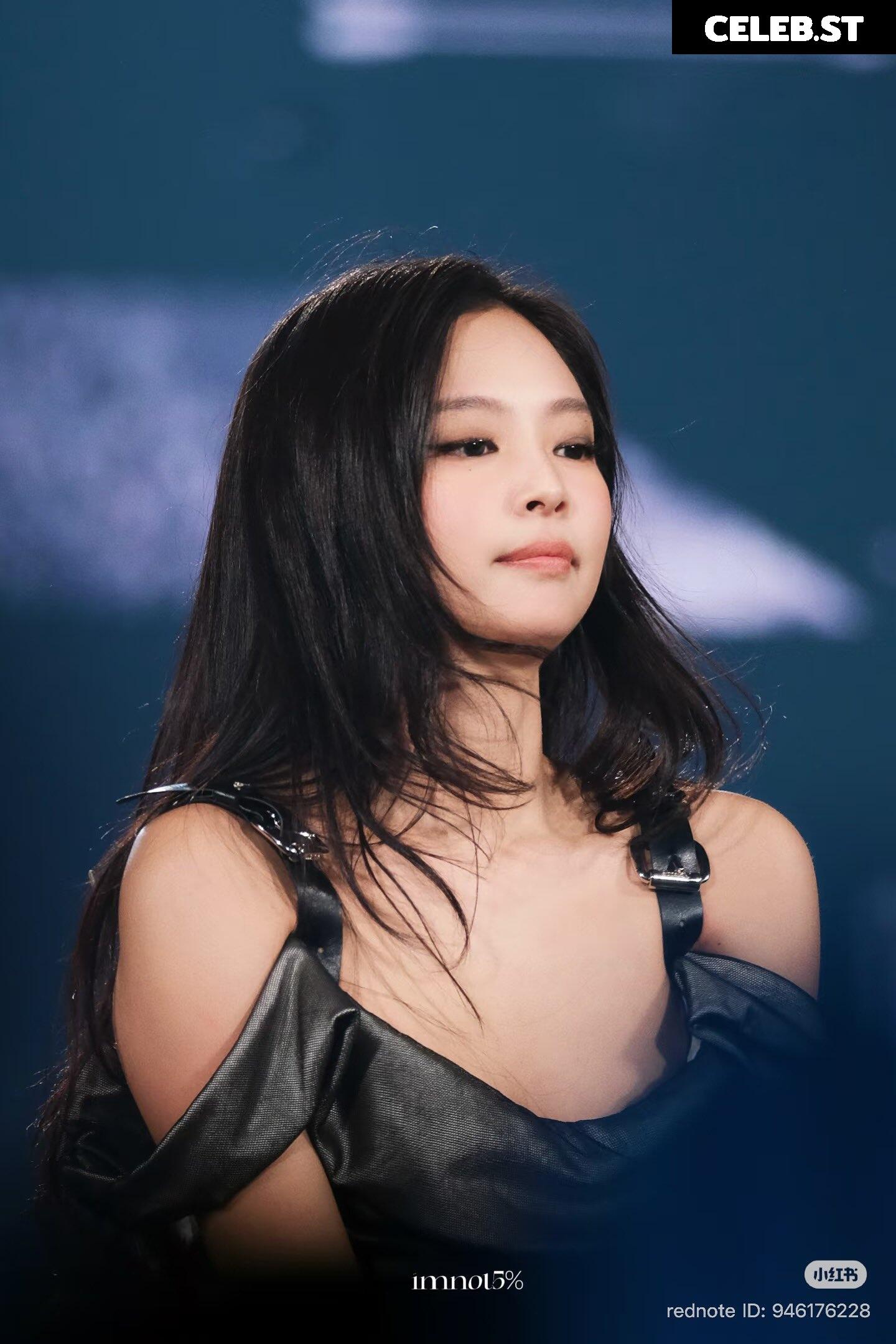 Jennie | BLΛƆKPIИK (Blackpink) Image 23837400