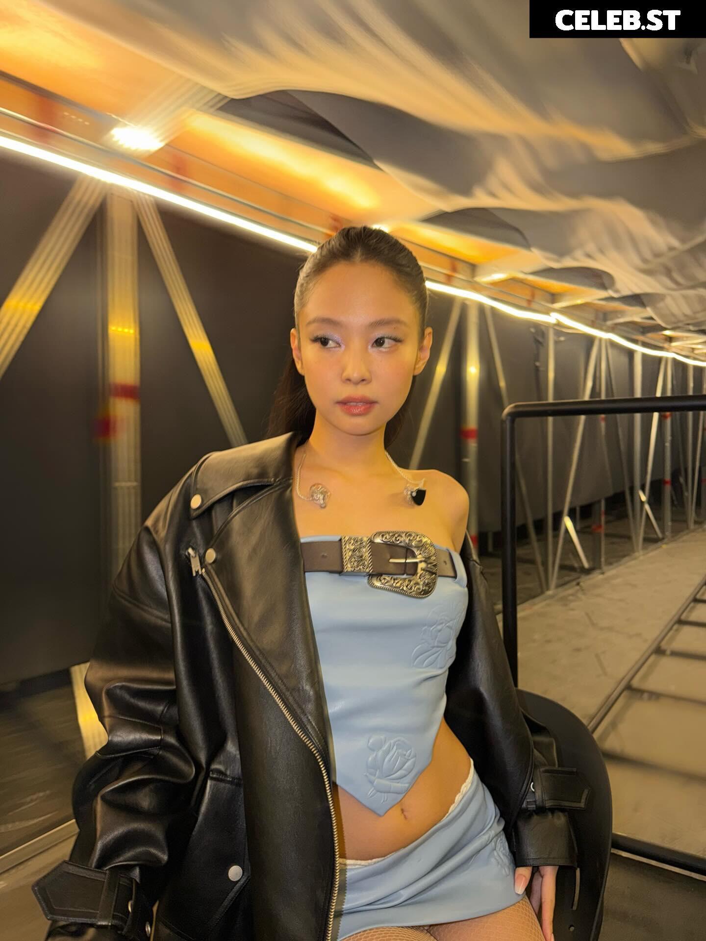 Jennie | BLΛƆKPIИK (Blackpink) Image 23837434