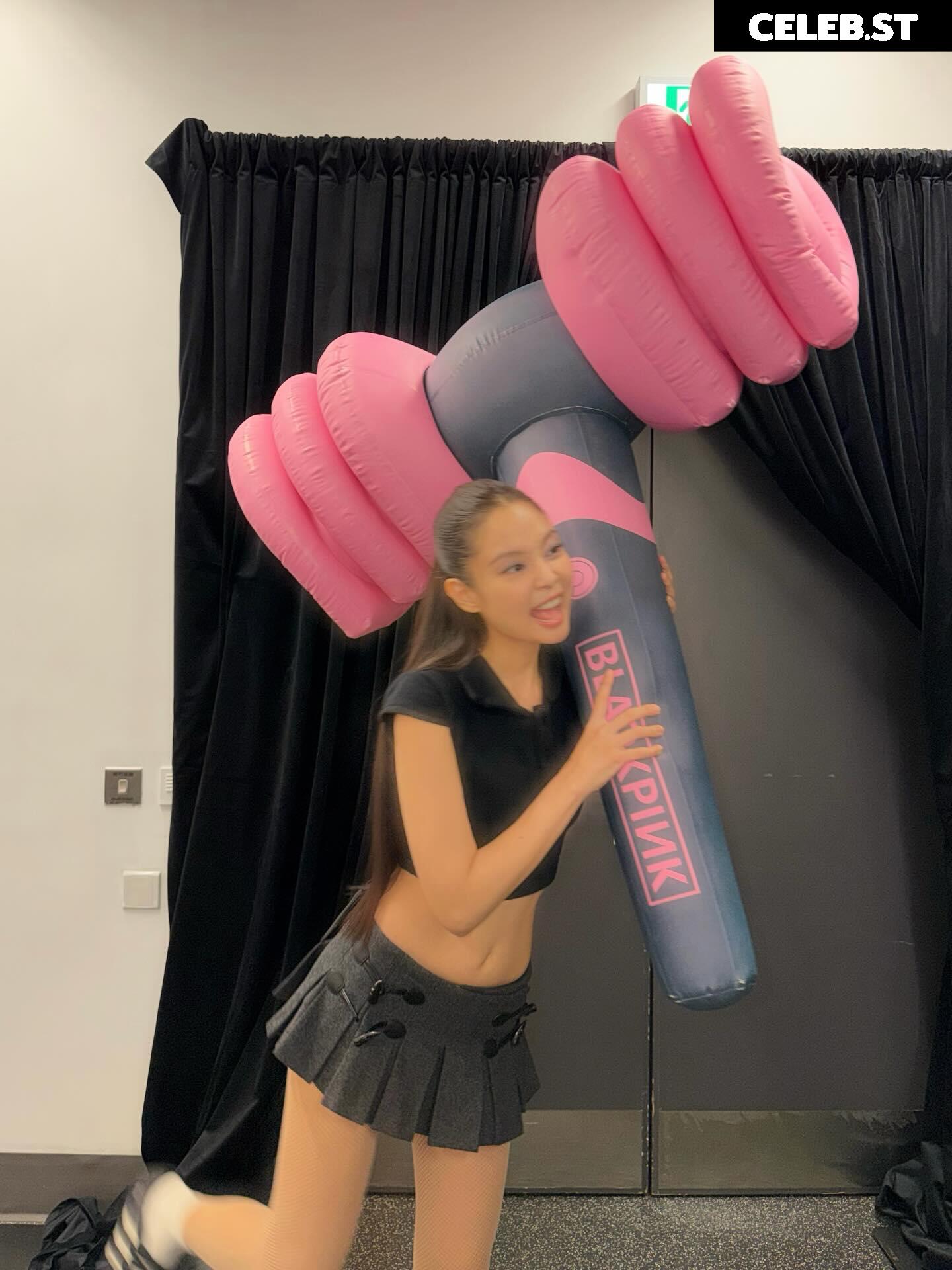 Jennie | BLΛƆKPIИK (Blackpink) Image 23837440