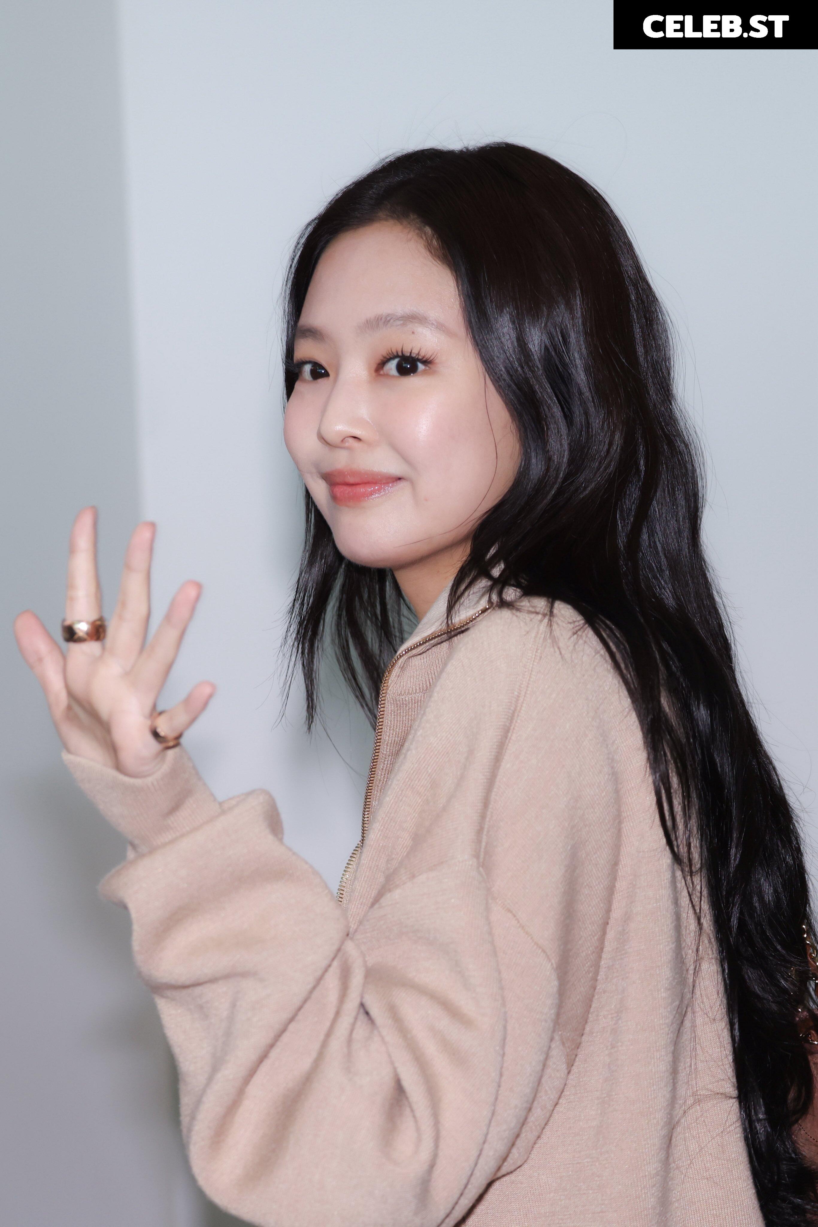 Jennie | BLΛƆKPIИK (Blackpink) Image 23837654