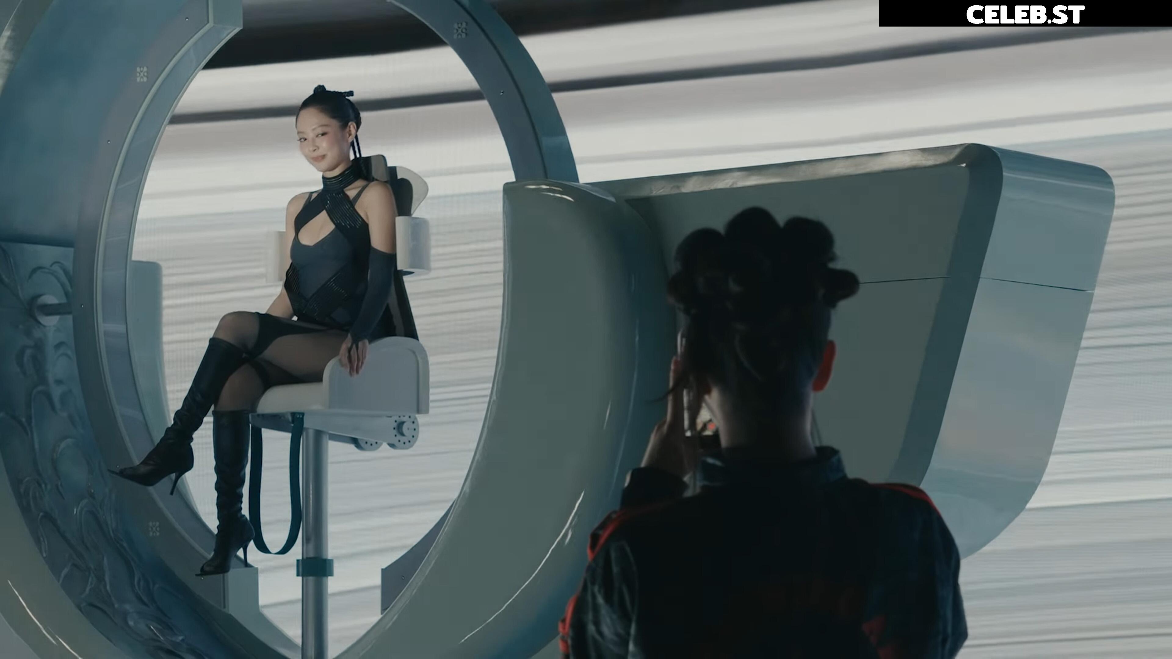 Jennie | BLΛƆKPIИK (Blackpink) Image 23837674