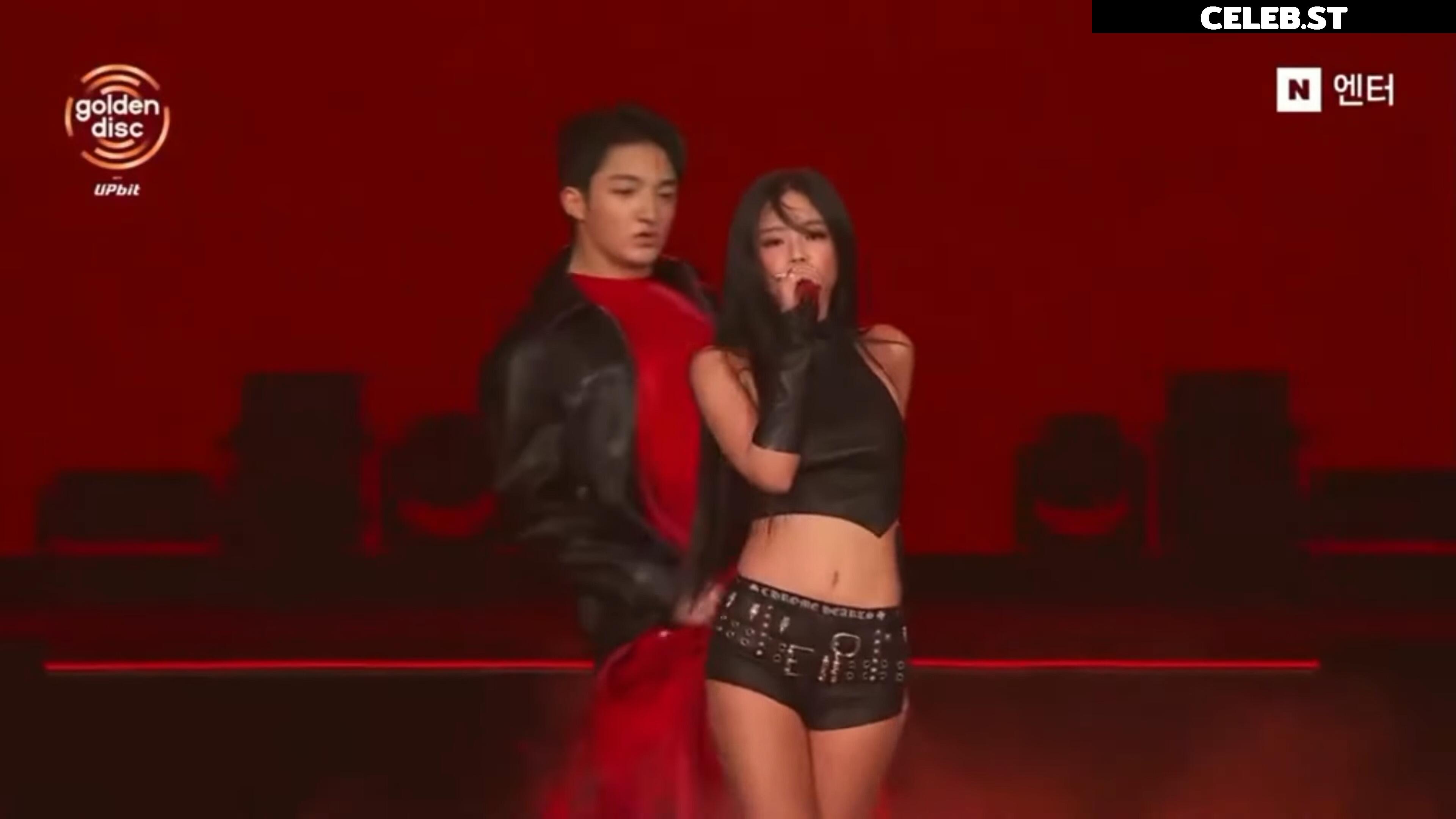 Jennie | BLΛƆKPIИK (Blackpink) Image 23837130
