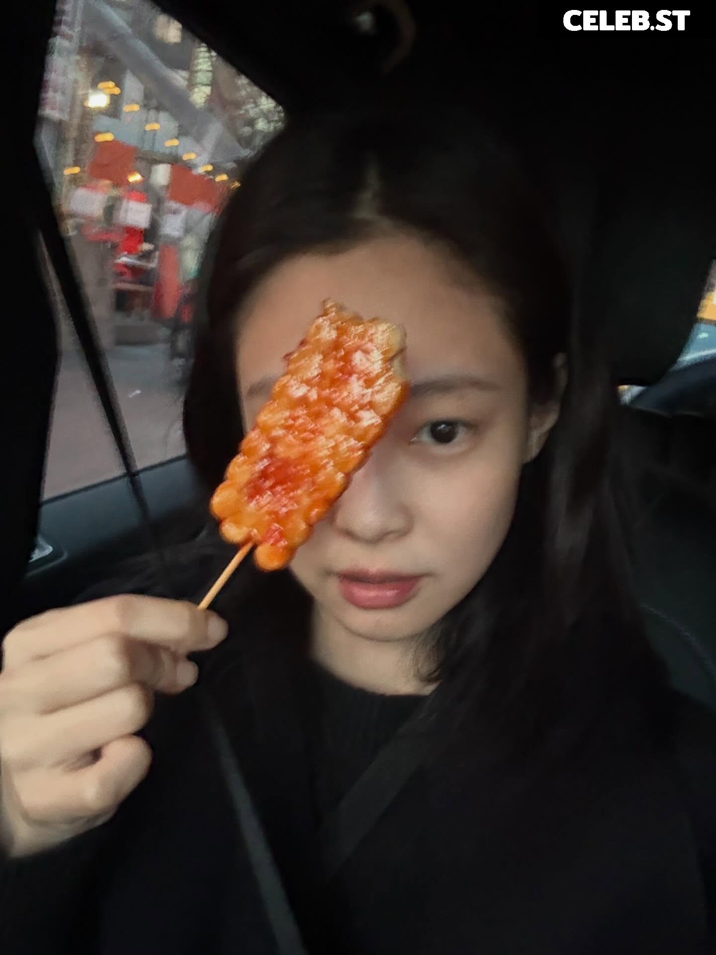 Jennie | BLΛƆKPIИK (Blackpink) Image 23837048