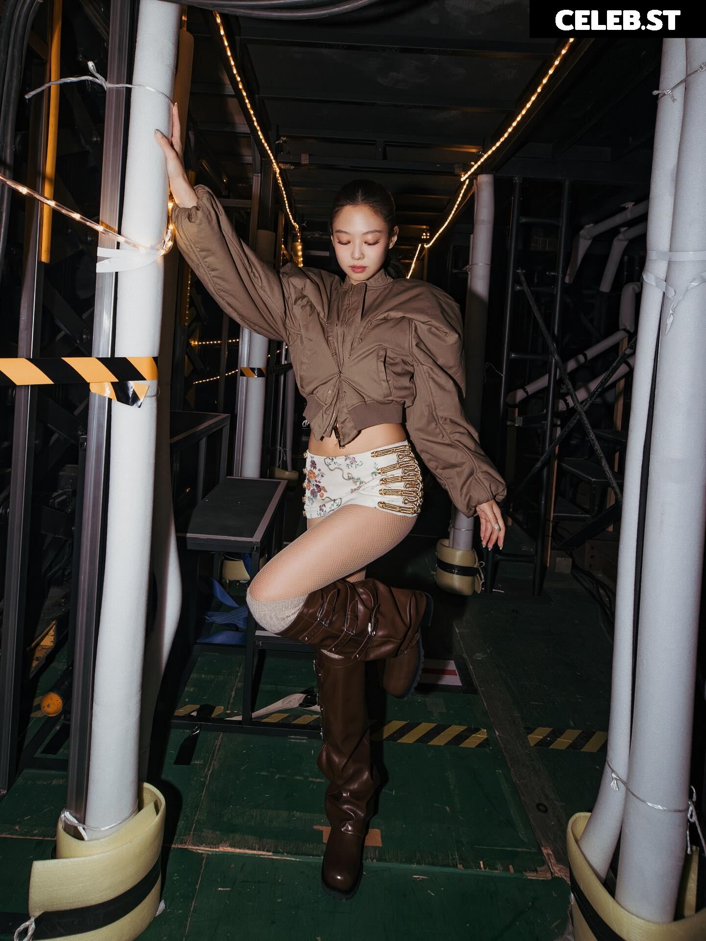 Jennie | BLΛƆKPIИK (Blackpink) Image 23837385