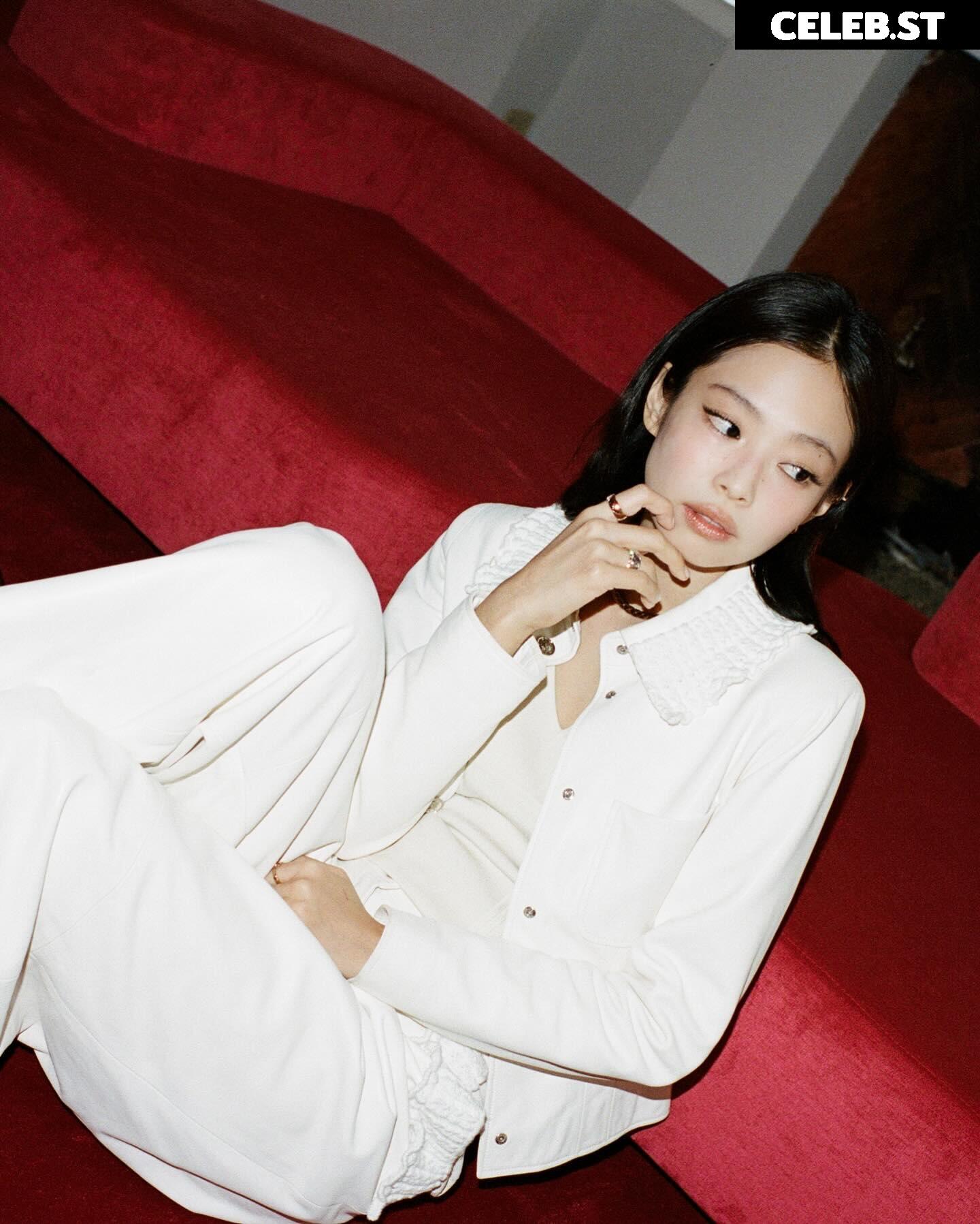 Jennie | BLΛƆKPIИK (Blackpink) Image 23837334