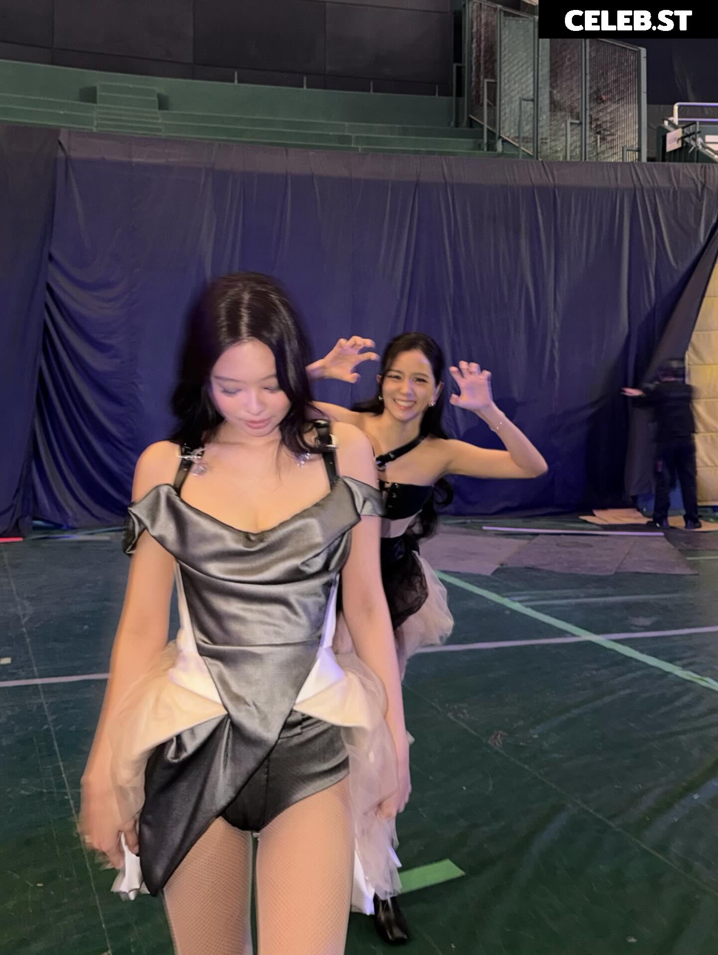Jennie | BLΛƆKPIИK (Blackpink) Image 23837366