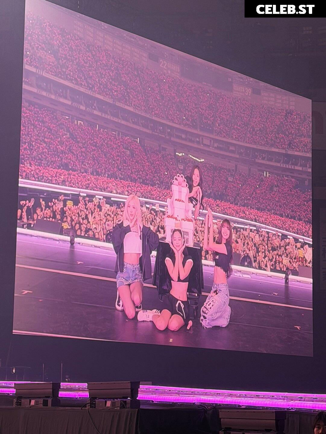 Jennie | BLΛƆKPIИK (Blackpink) Image 23837359