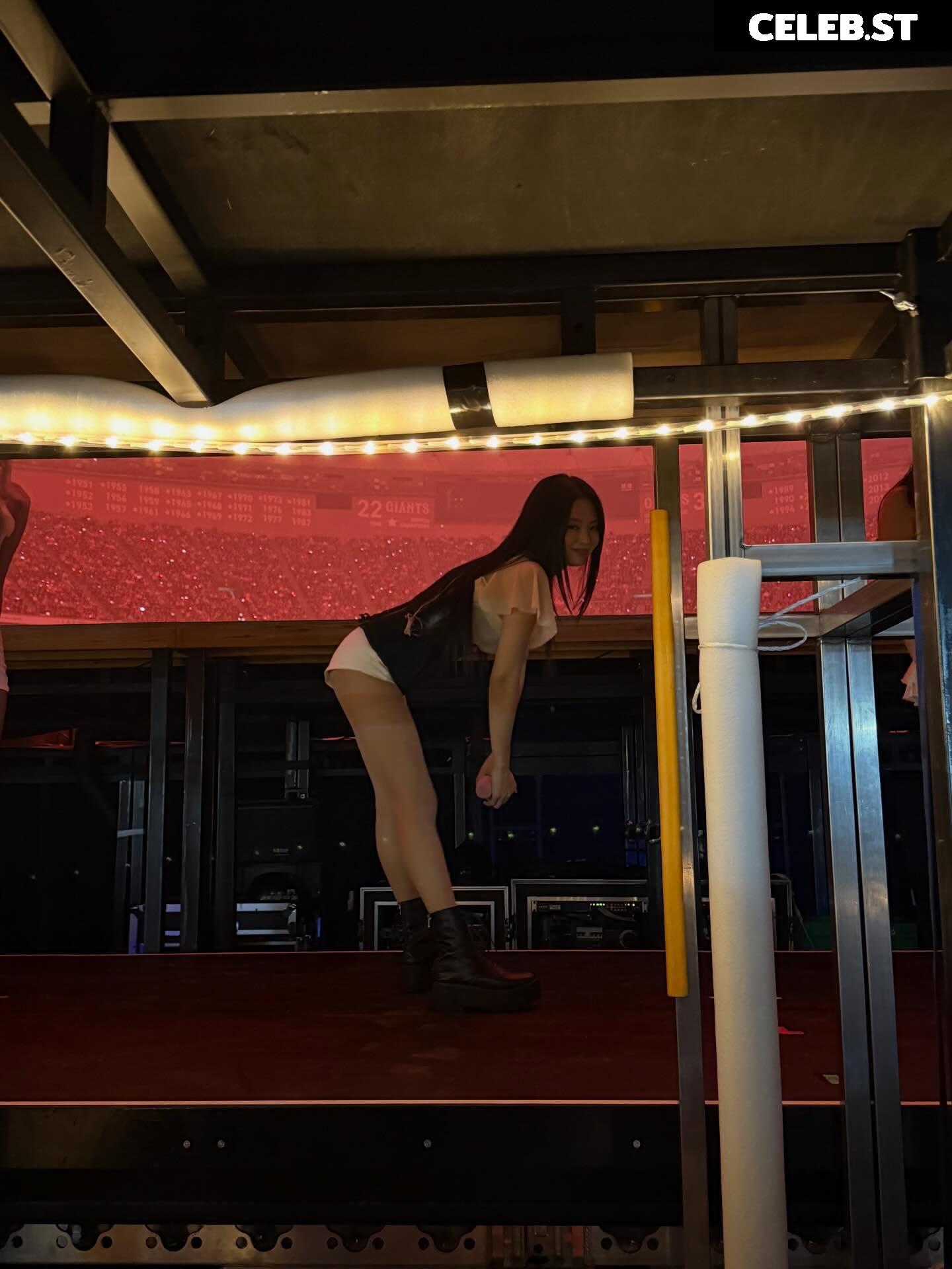 Jennie | BLΛƆKPIИK (Blackpink) Image 23837349