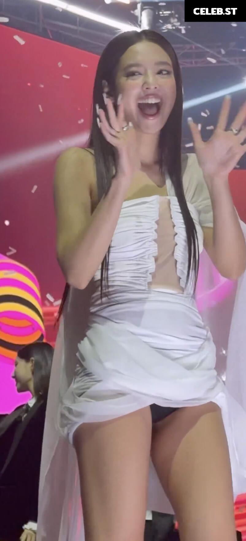 Jennie | BLΛƆKPIИK (Blackpink) Image 23836922
